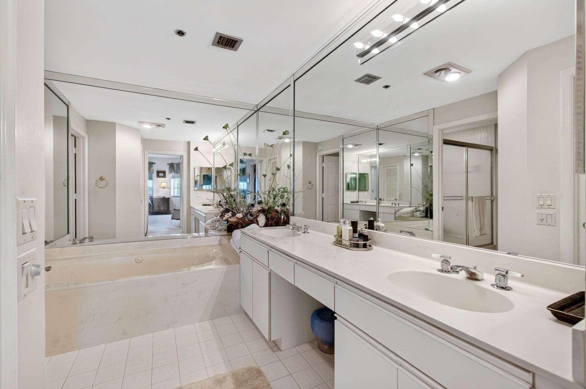 17031 Boca Club Boulevard 104A