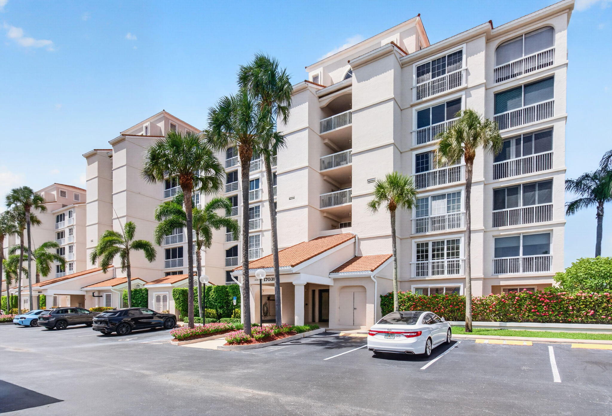 17031 Boca Club Boulevard 104A
