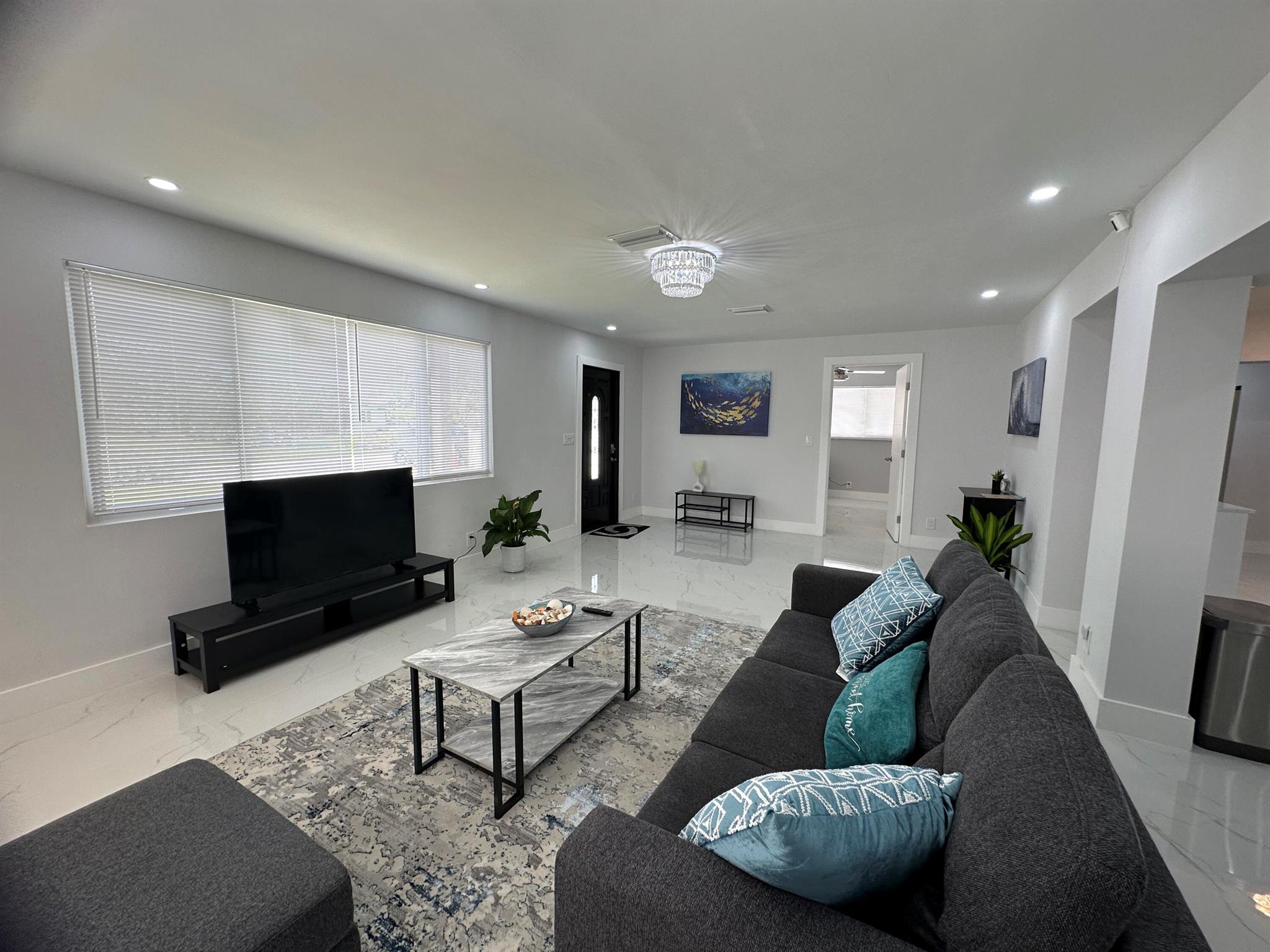 255 Glouchester Street