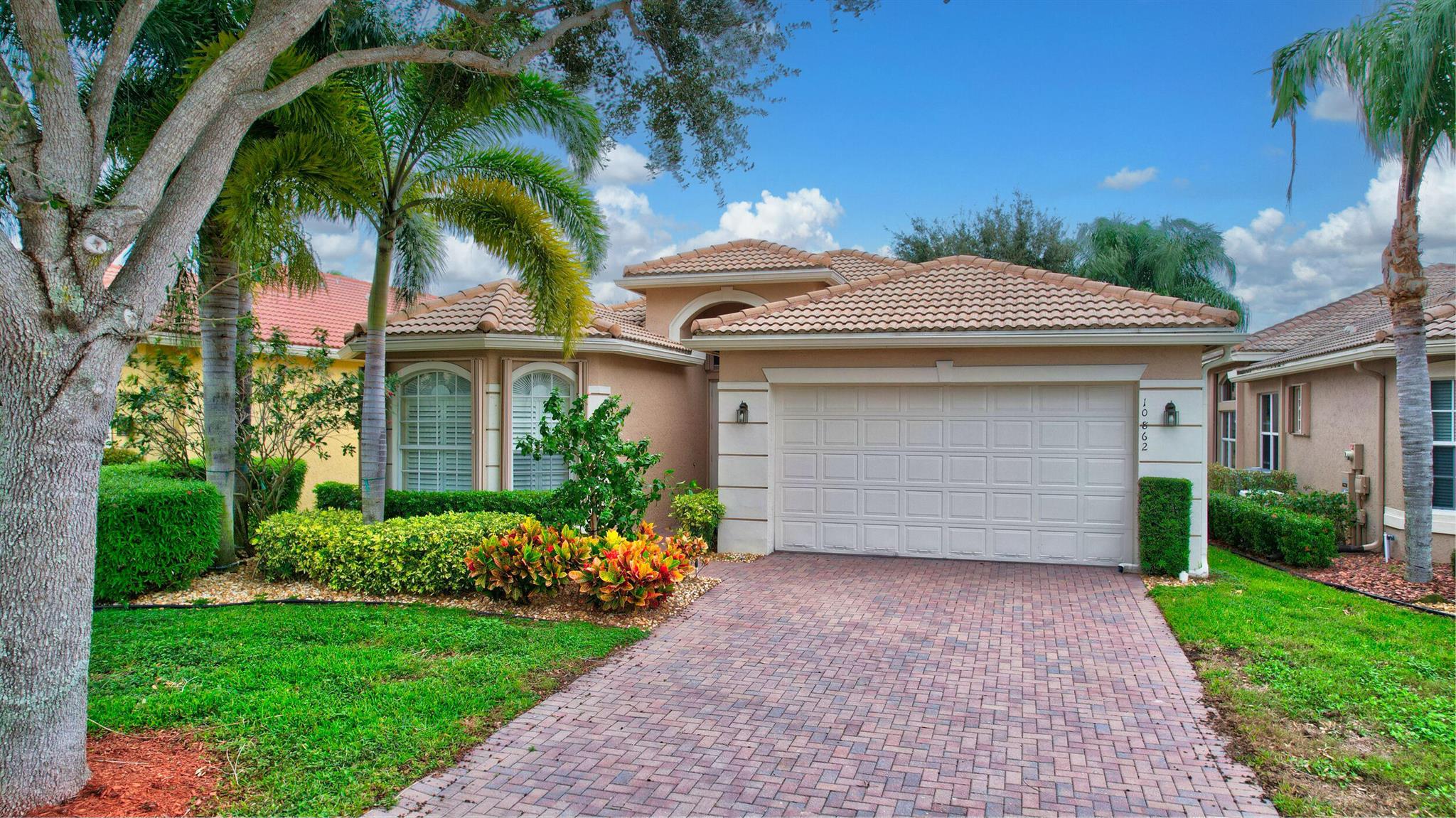 10862 Summerville Way