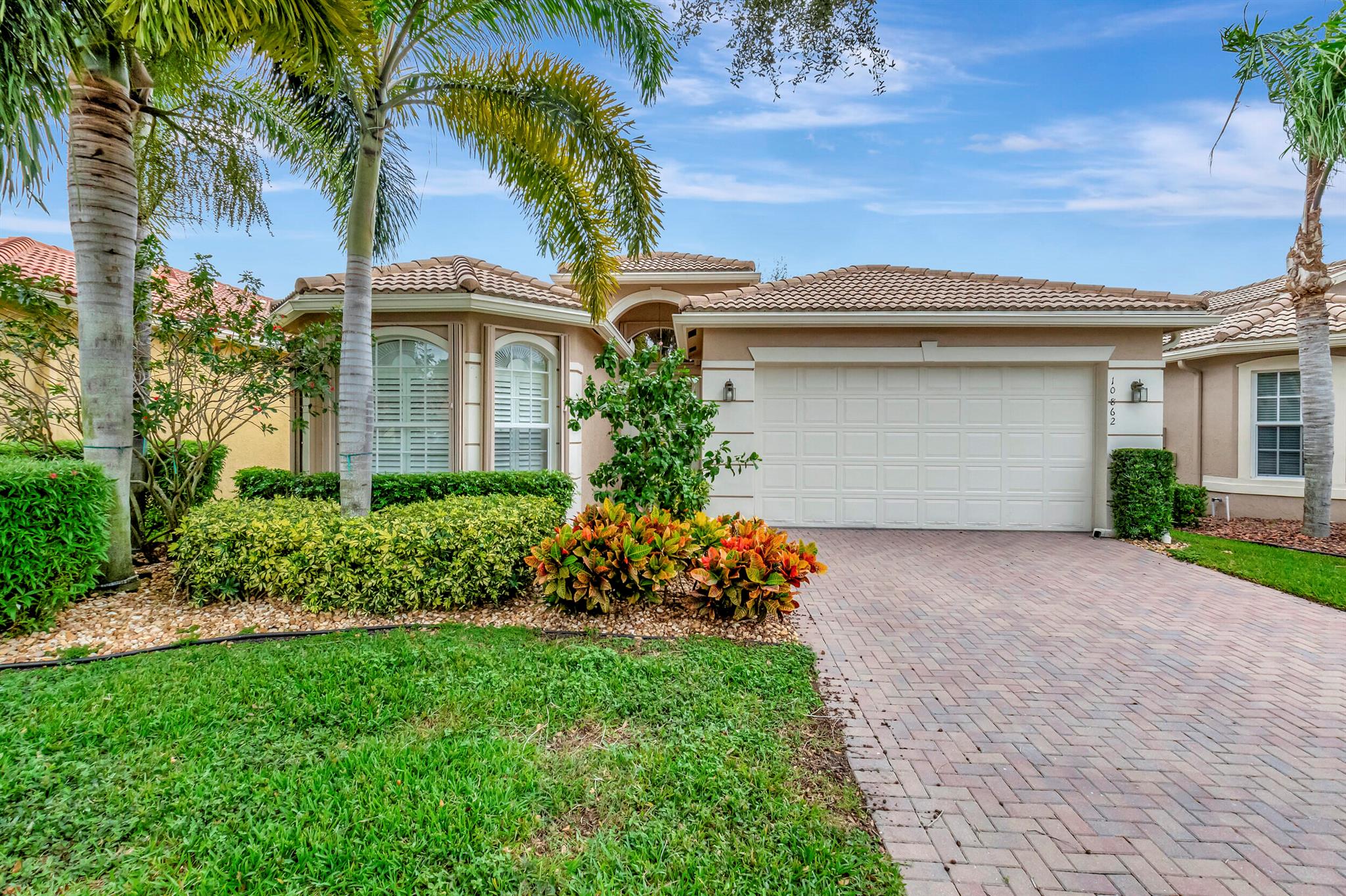 10862 Summerville Way