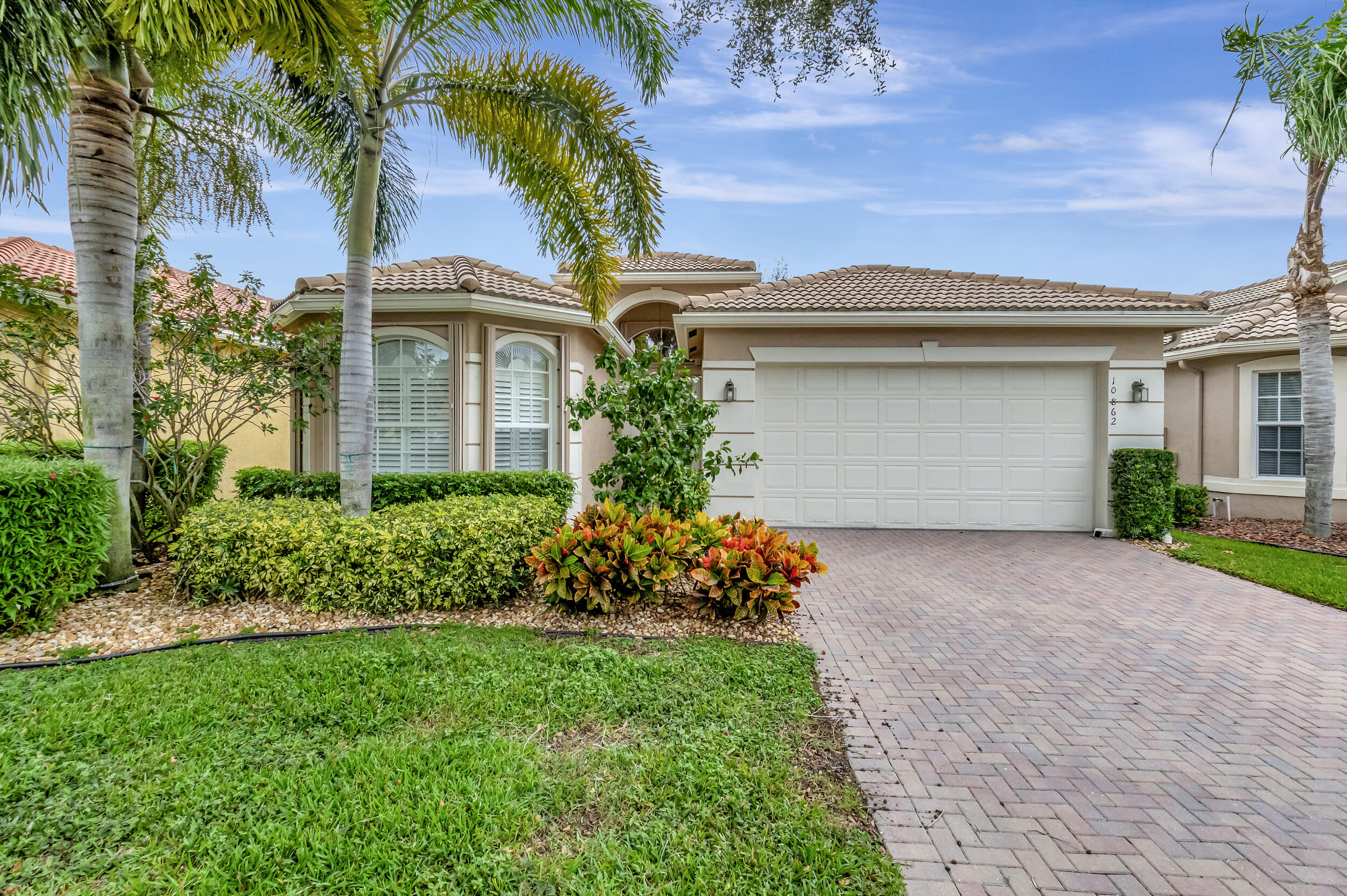 10862 Summerville Way