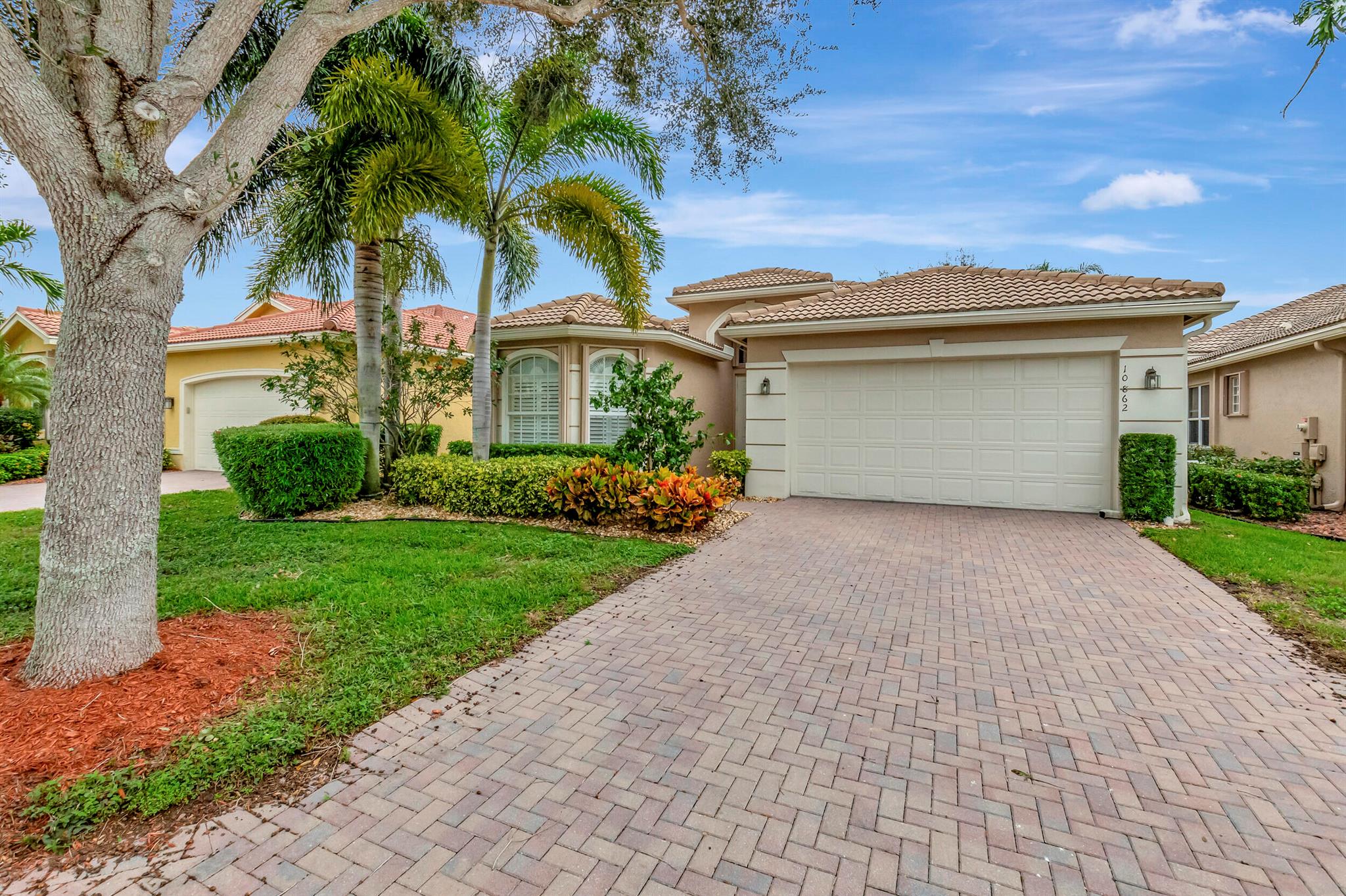 10862 Summerville Way