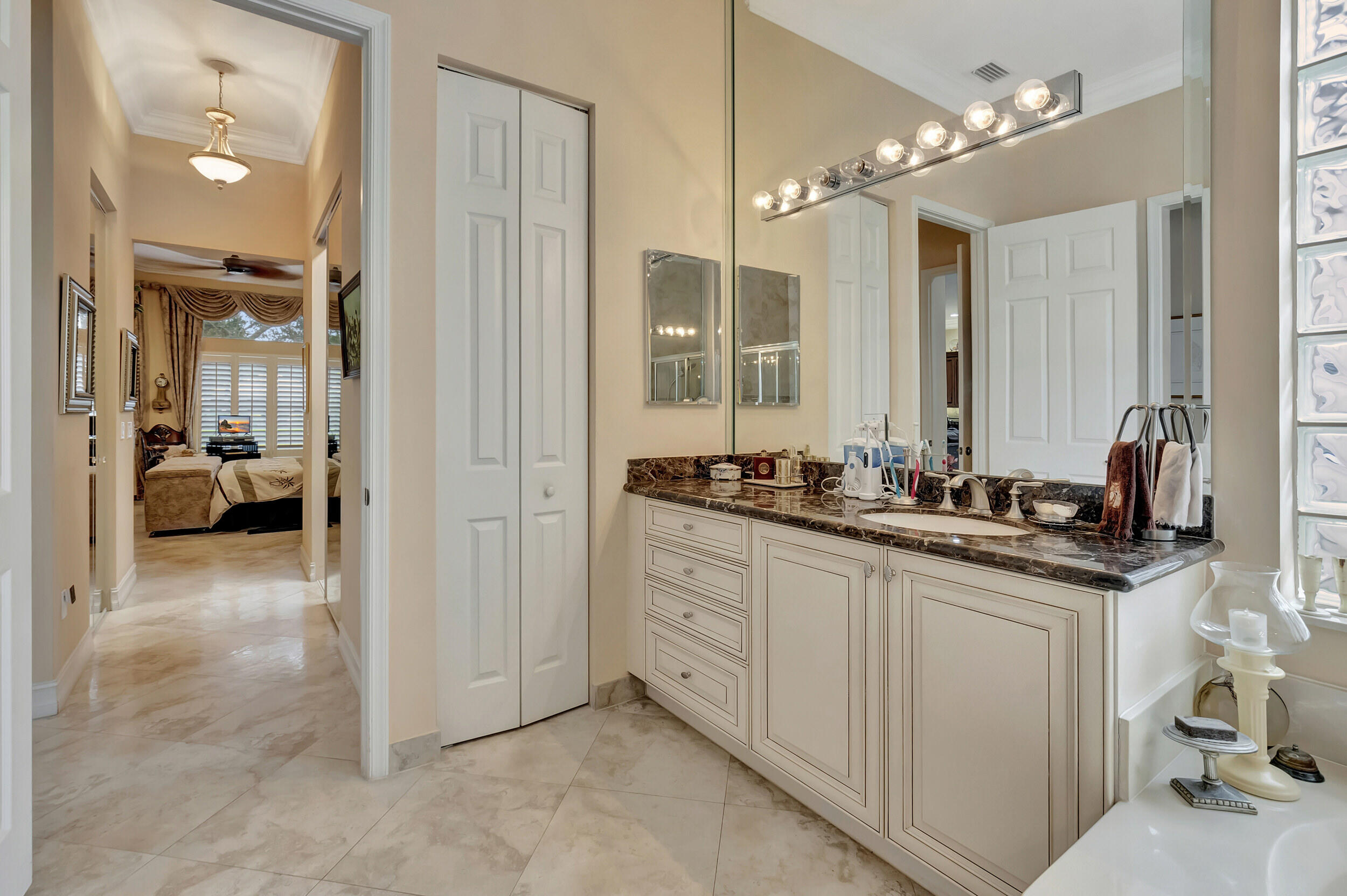 10862 Summerville Way