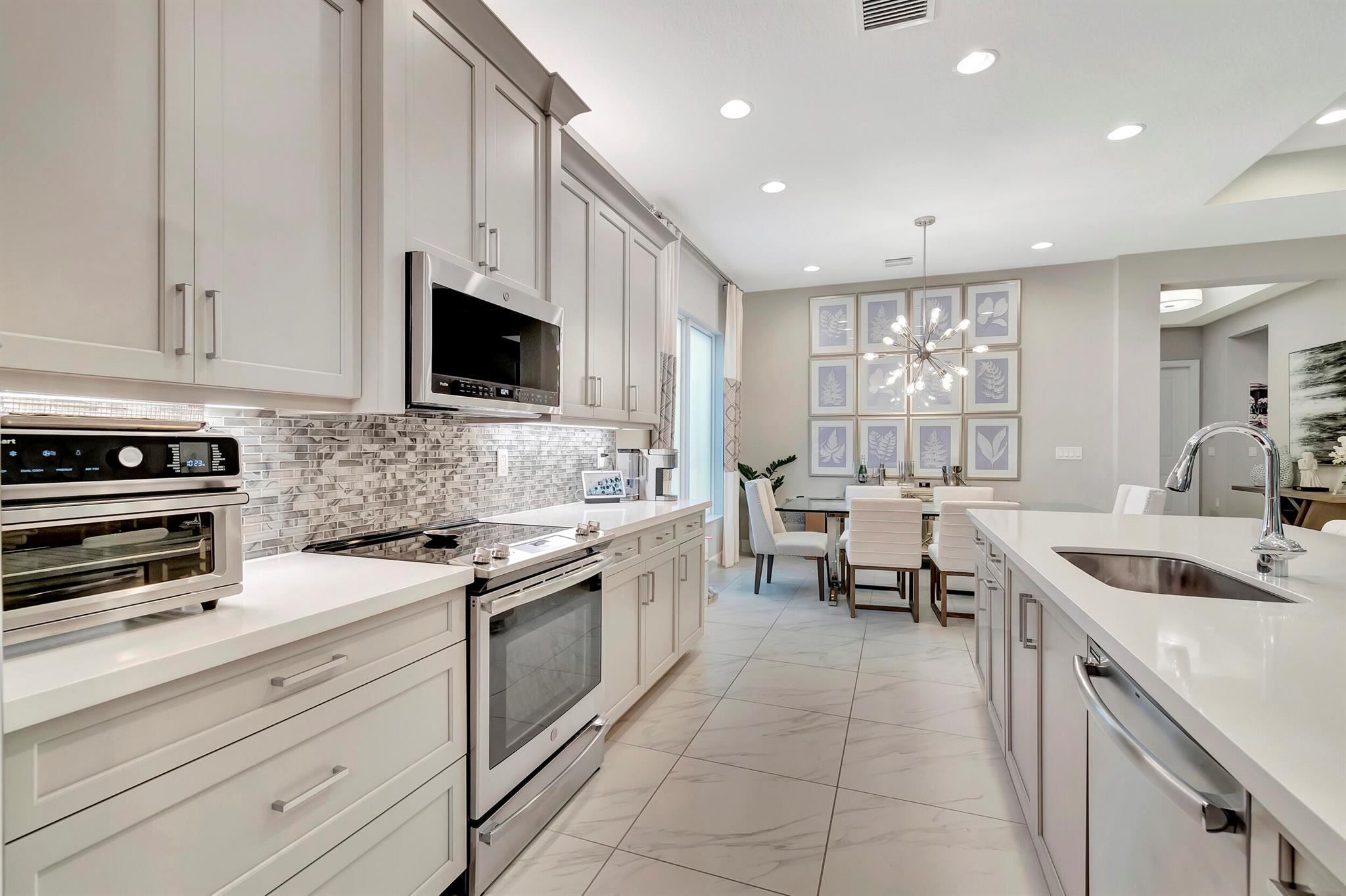 7963 Wildflower Shores Drive