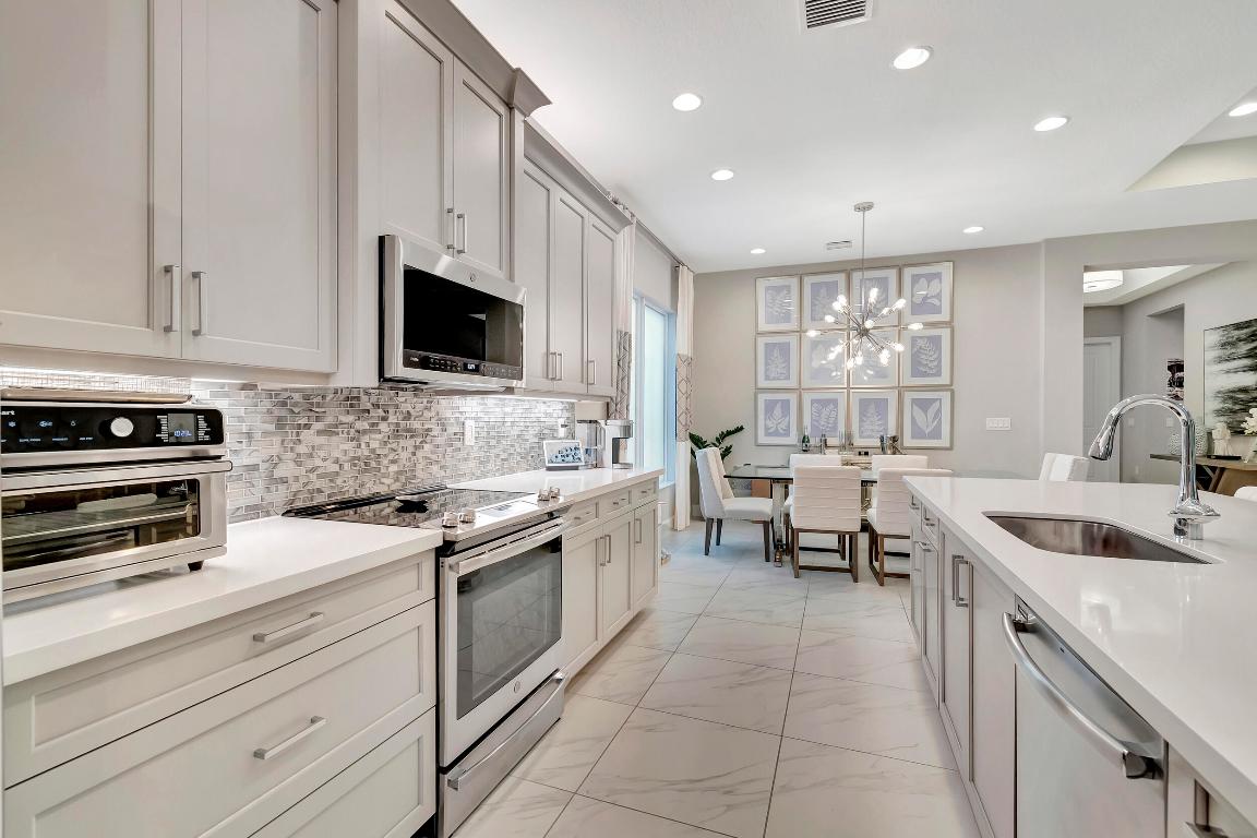 7963 Wildflower Shores Drive