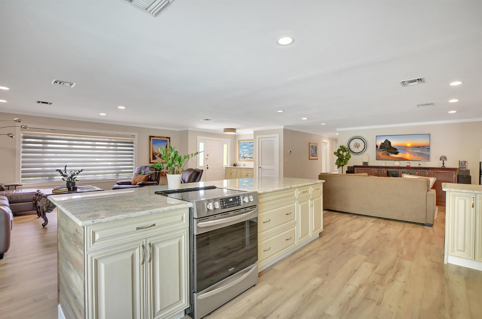 1599 Isabel Este Road