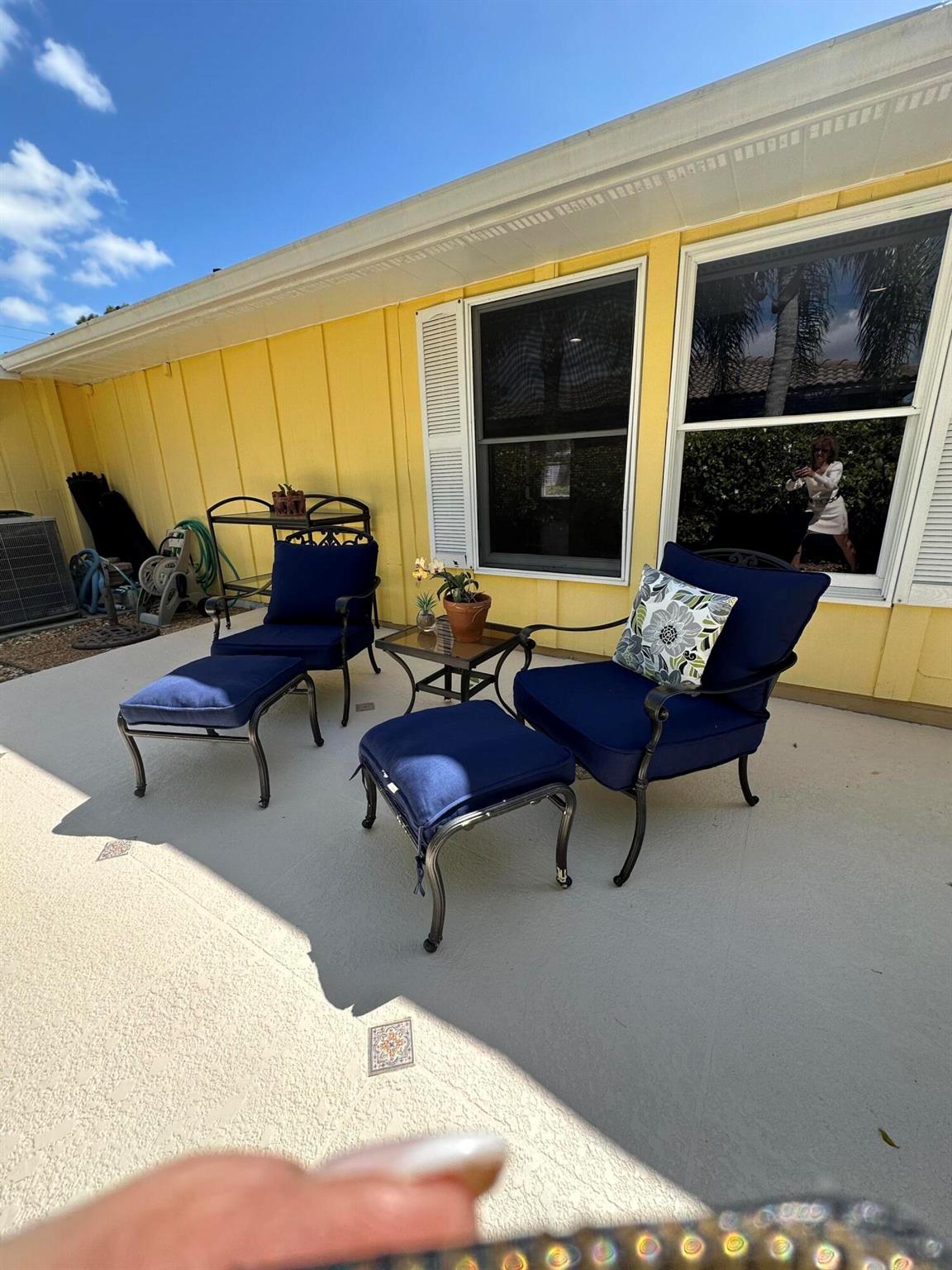 1599 Isabel Este Road