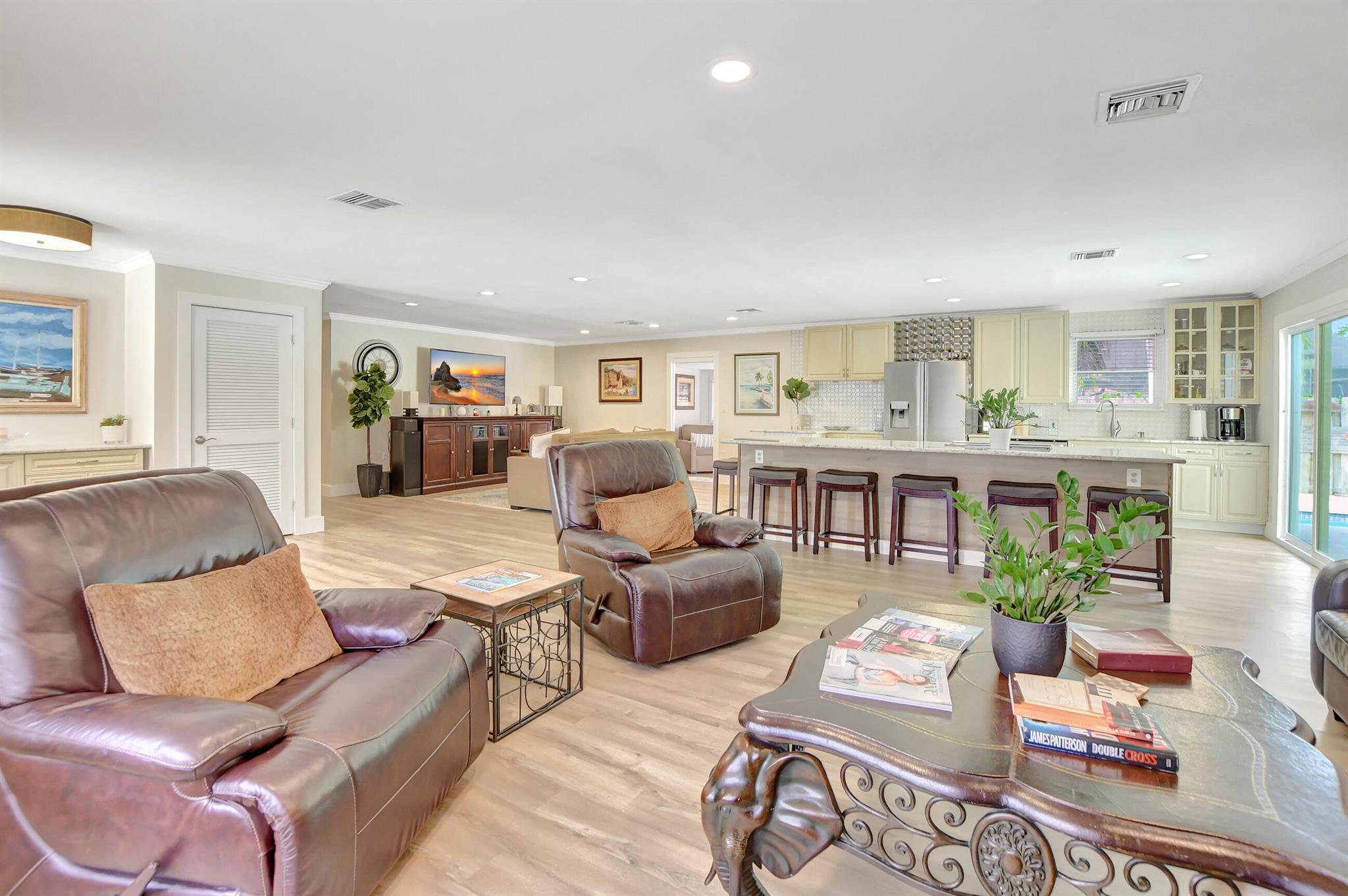 1599 Isabel Este Road