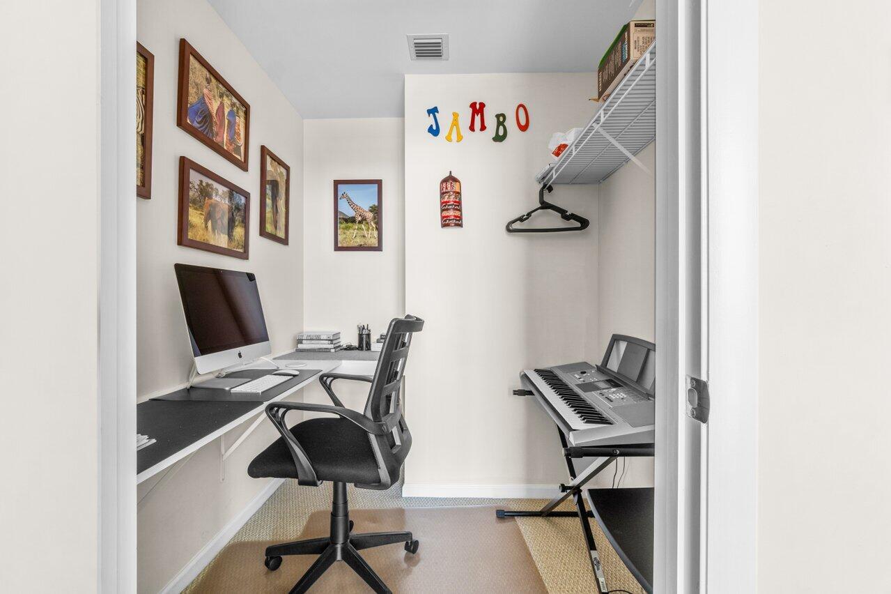 550 Okeechobee Boulevard 1203