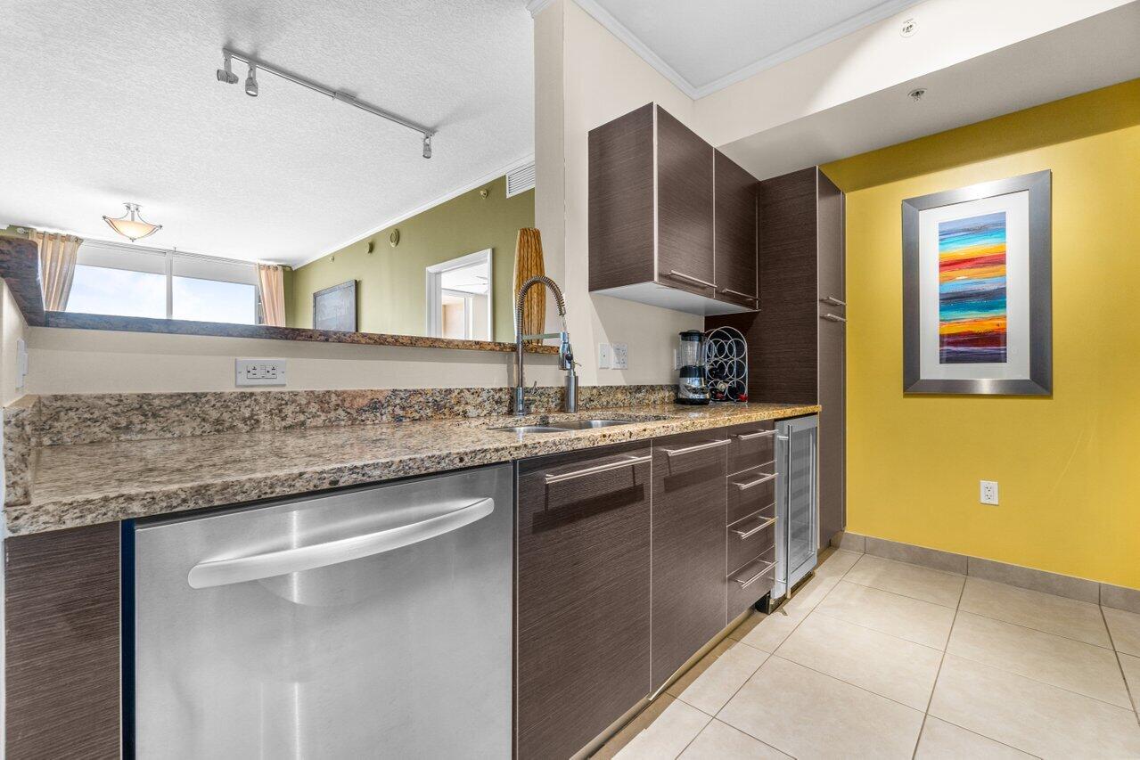 550 Okeechobee Boulevard 1203