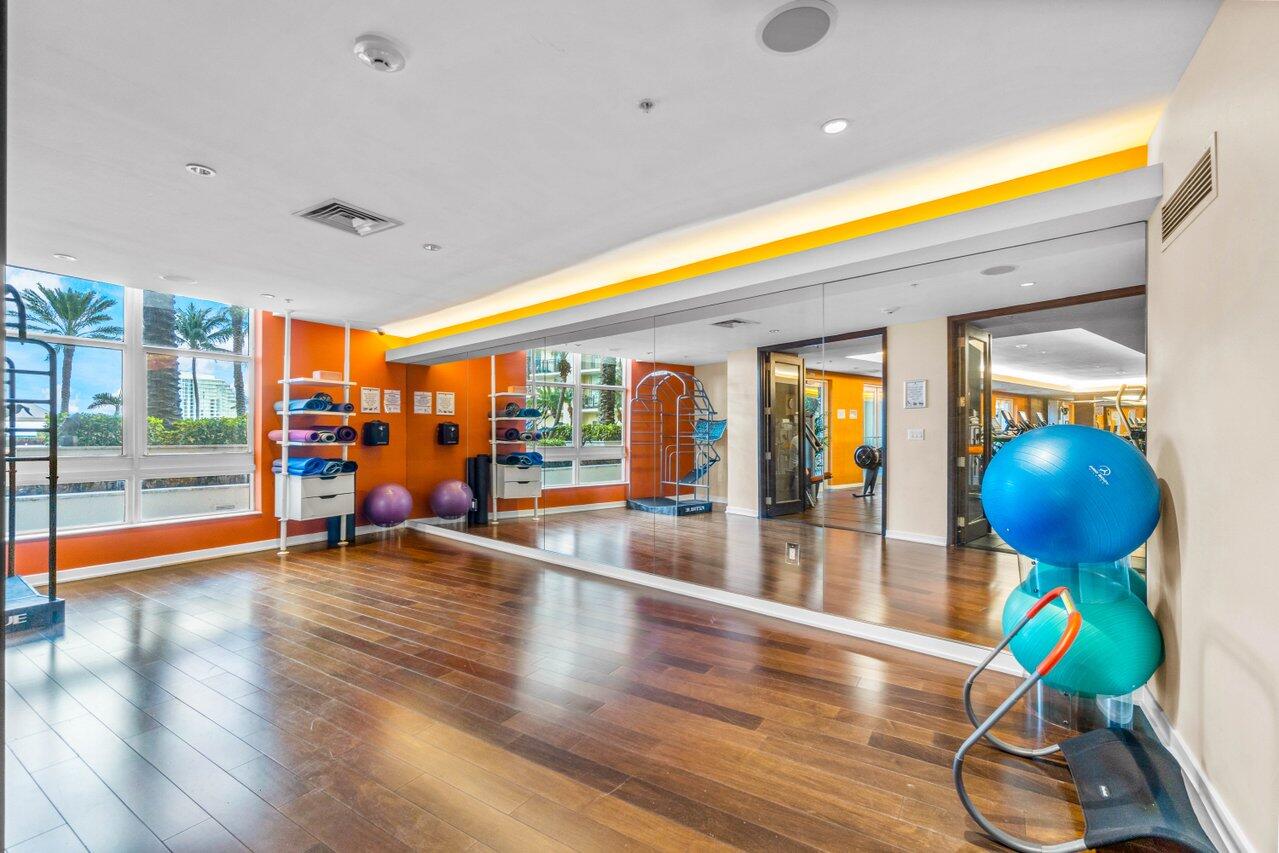 550 Okeechobee Boulevard 1203