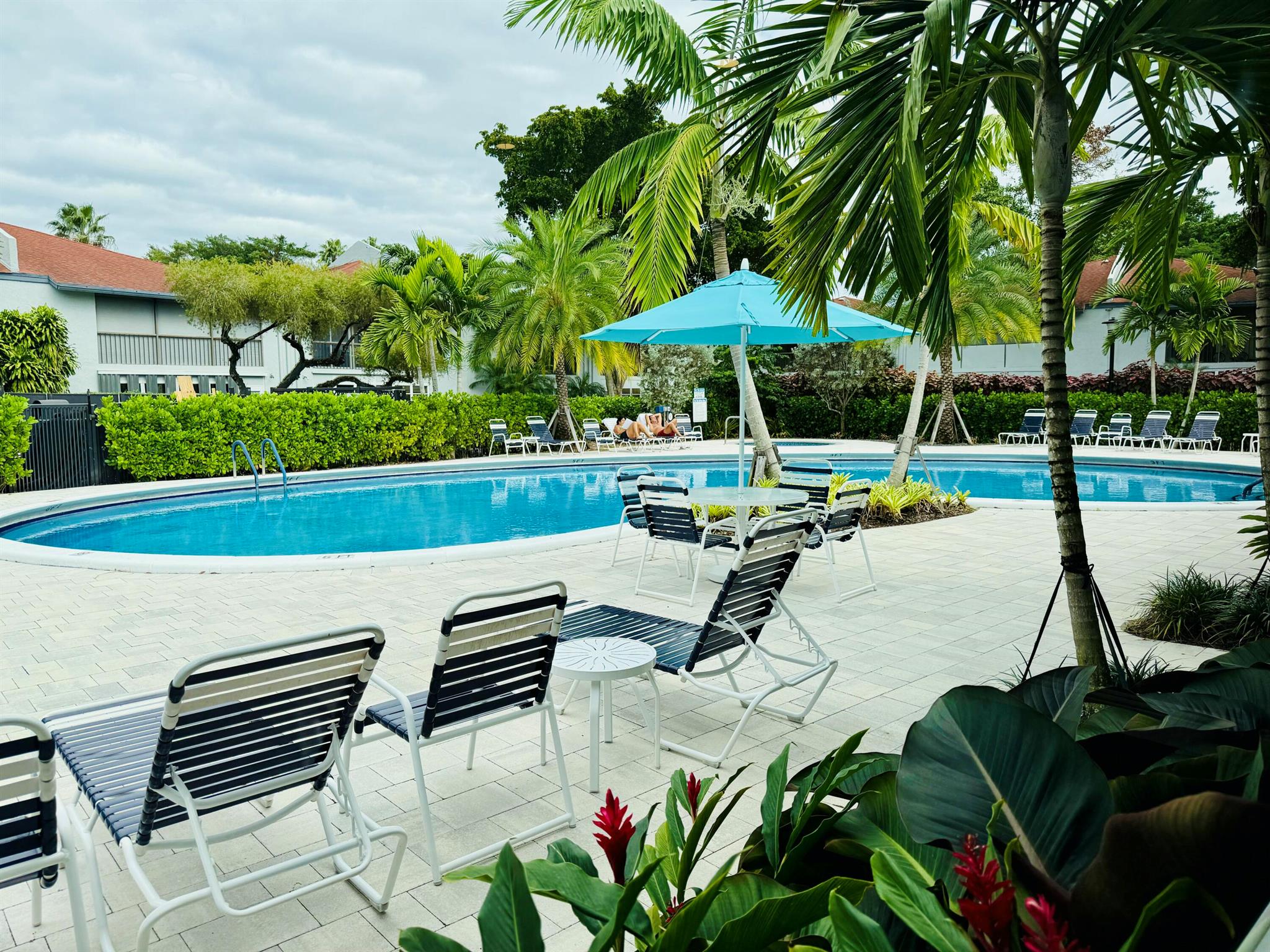 6675 S Oriole Boulevard 2050