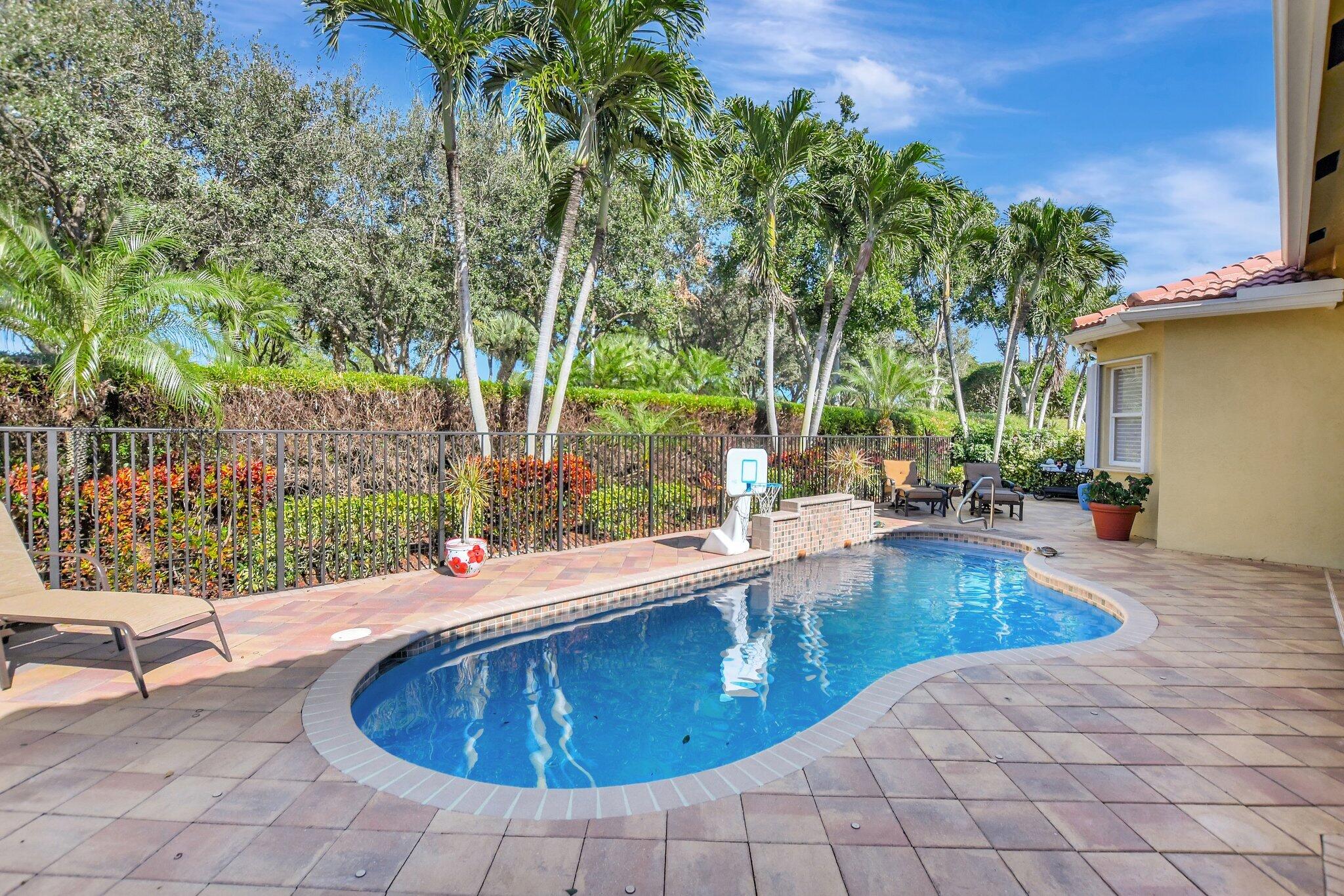 7126 Springville Cove