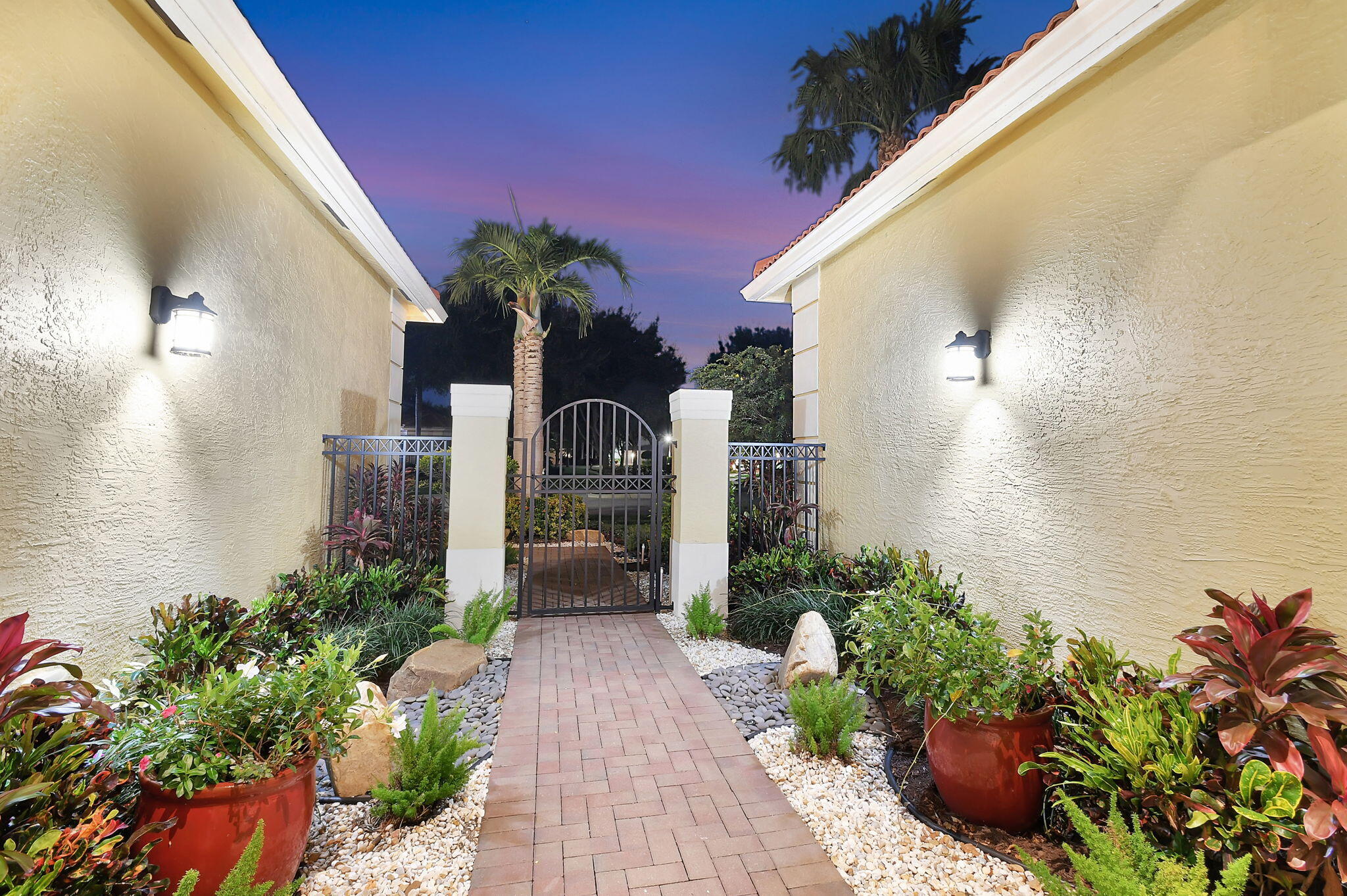 7126 Springville Cove