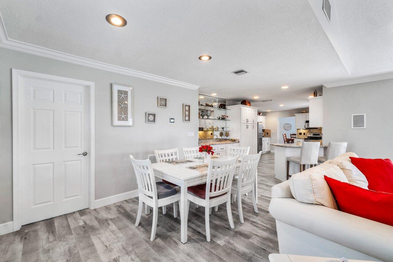 4299 Fox Trace