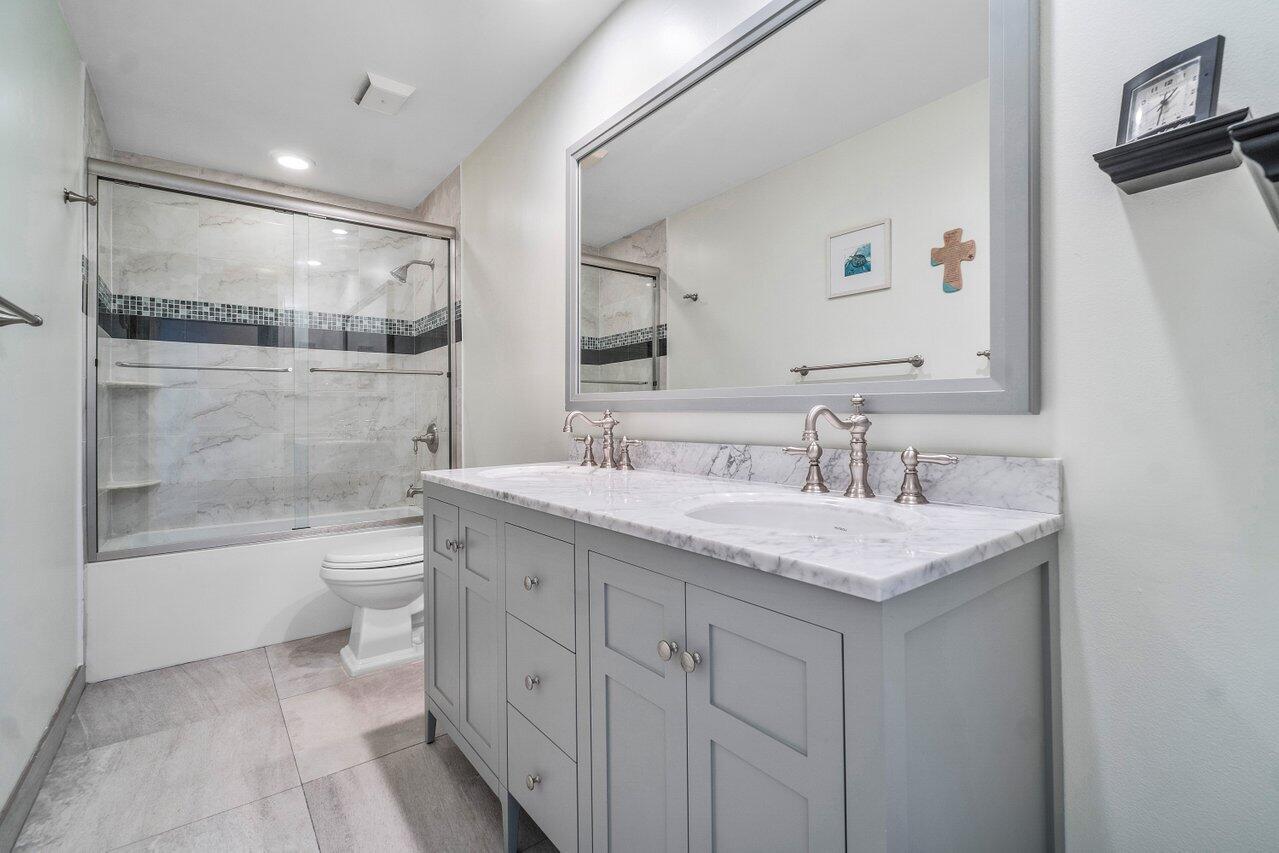 4299 Fox Trace