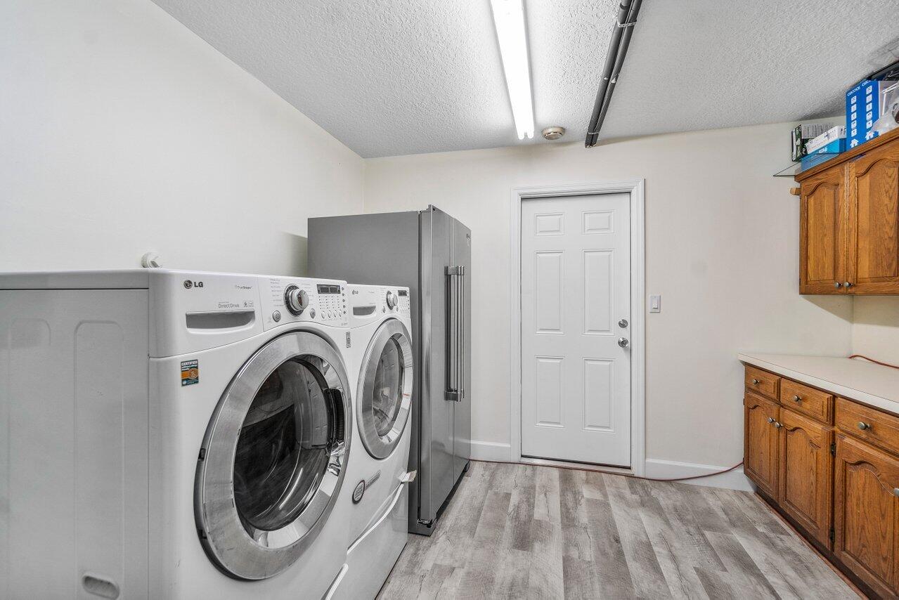 4299 Fox Trace