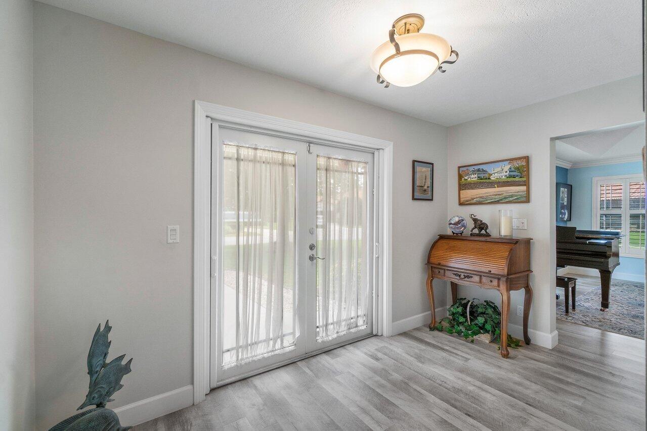 4299 Fox Trace