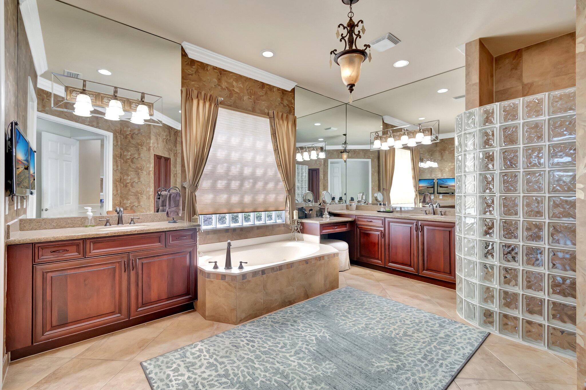 10702 Whitewind Circle