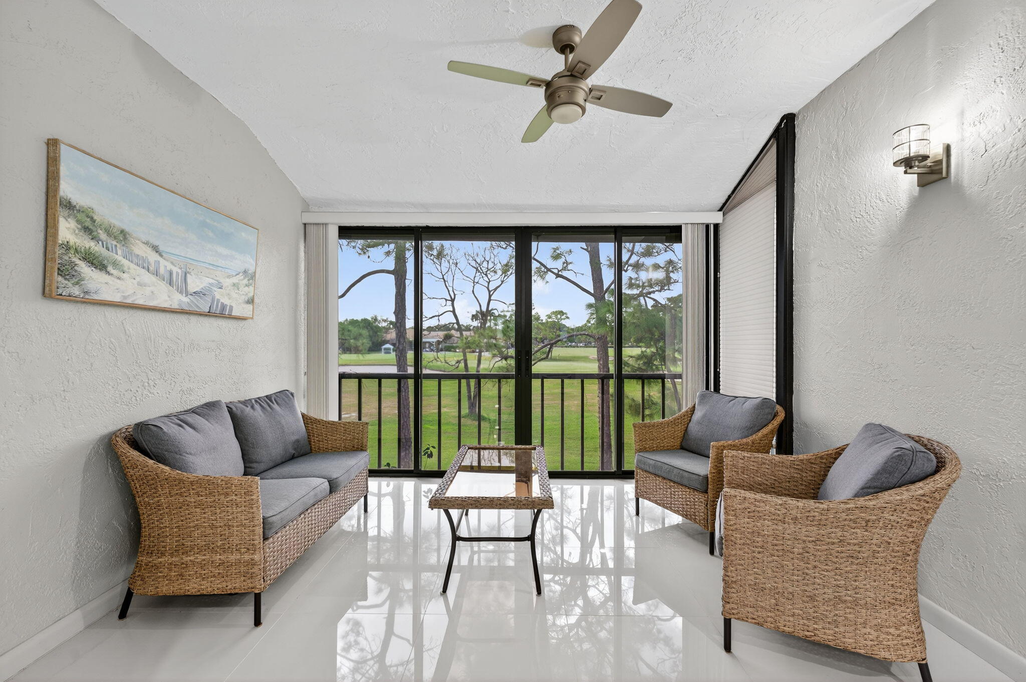 8450 Casa Del Lago J