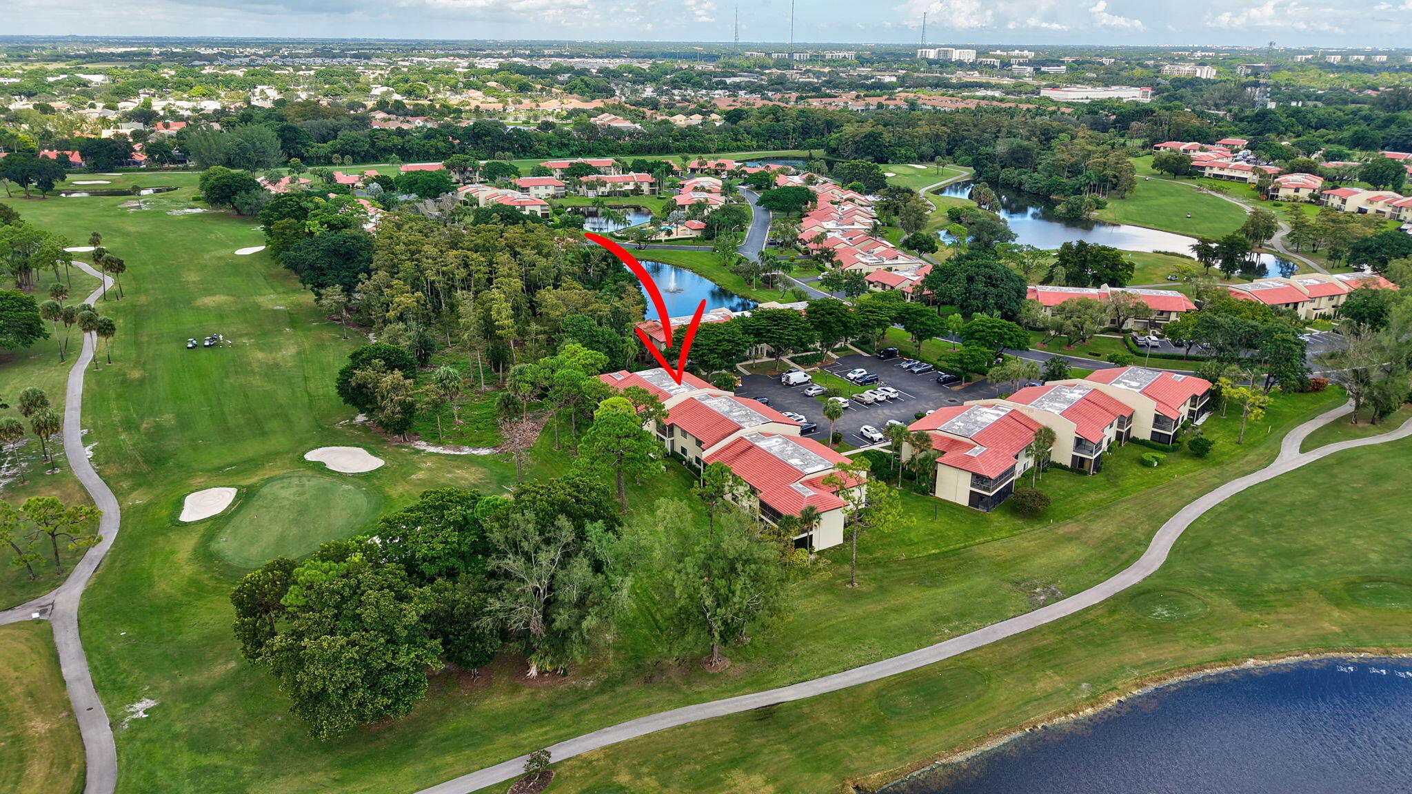 8450 Casa Del Lago J