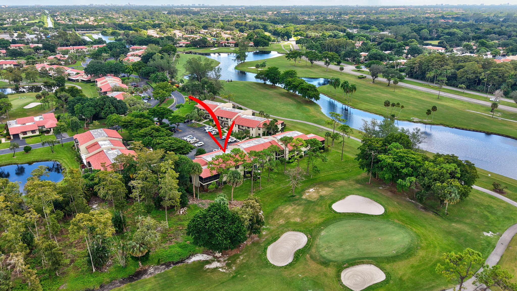 8450 Casa Del Lago J