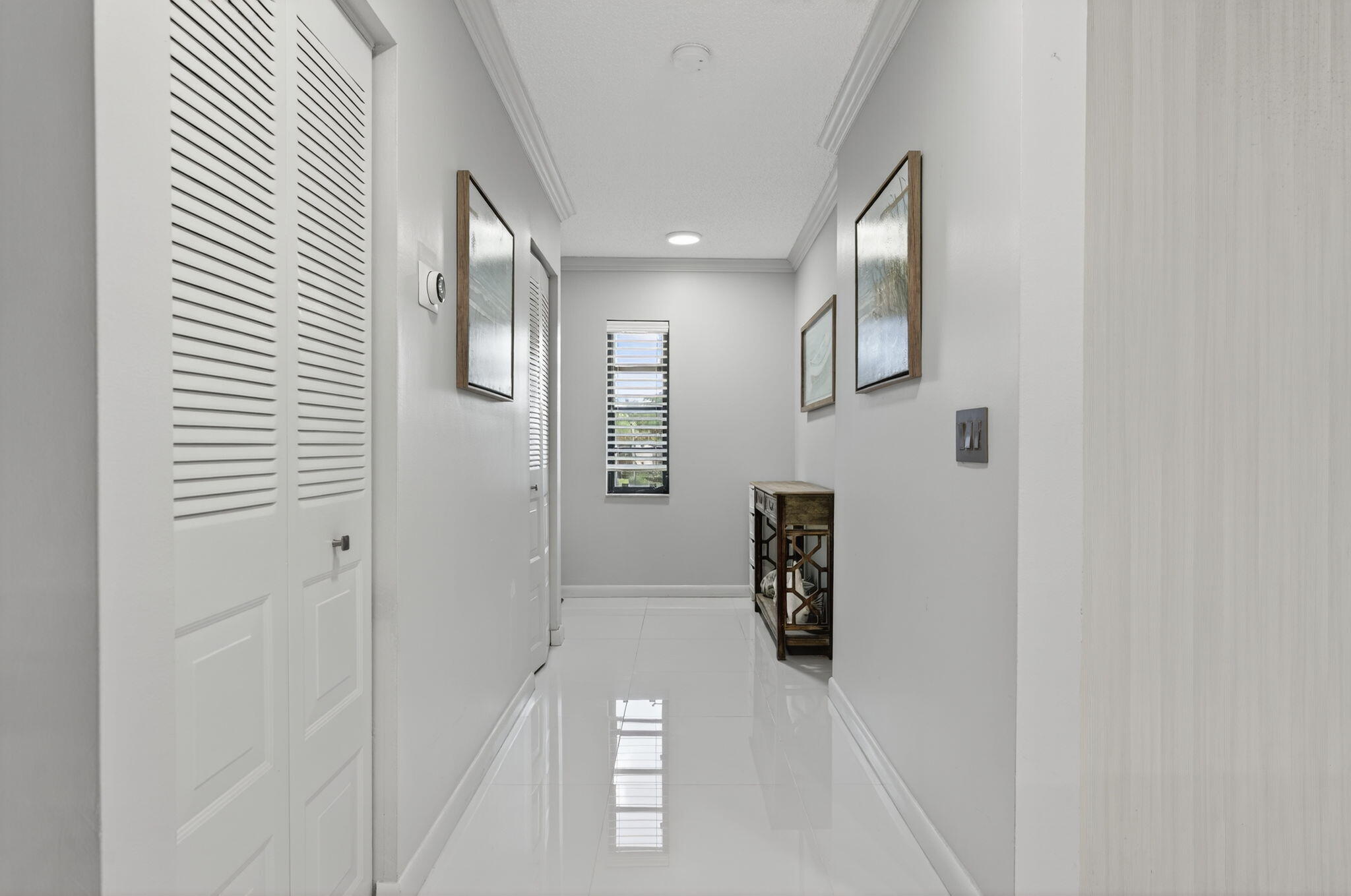 8450 Casa Del Lago J