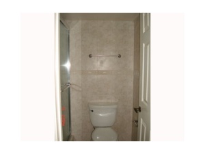 2600 Greenwood Terrace 210