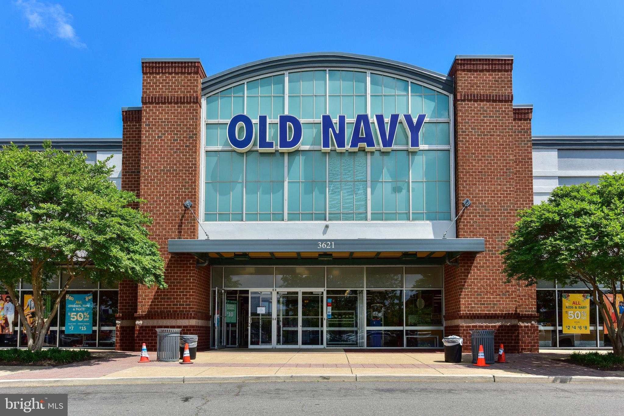 1805 Crystal Dr #208s