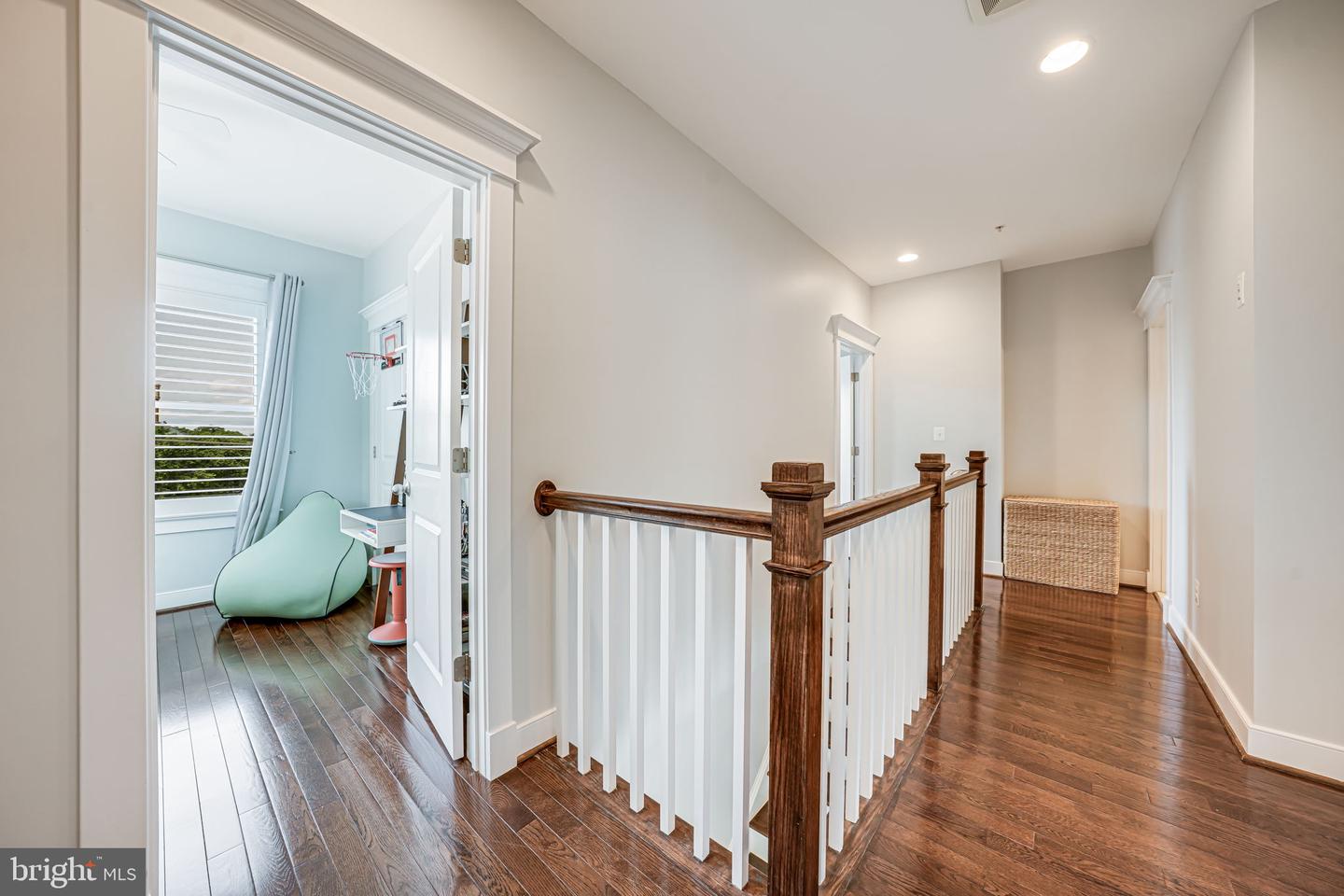 2205 19th Ct N