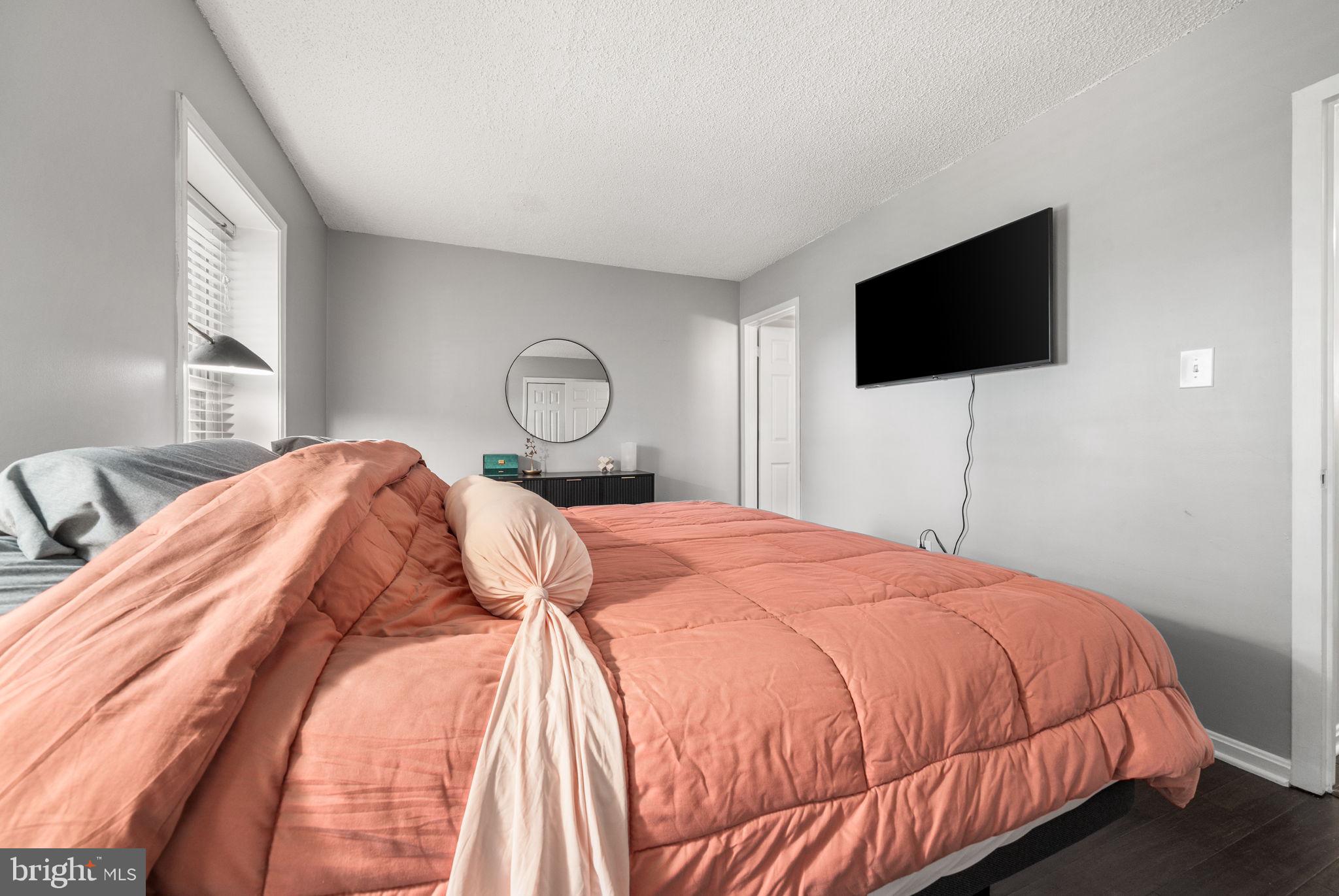 907 S ROLFE STREET 1-A