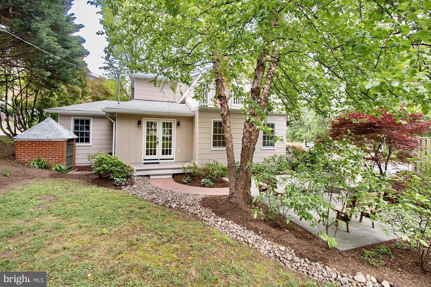 3500 Russell Rd