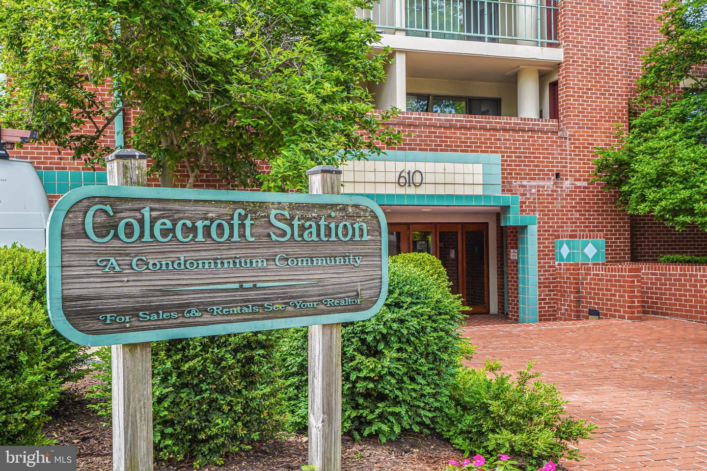 610 N West St #102