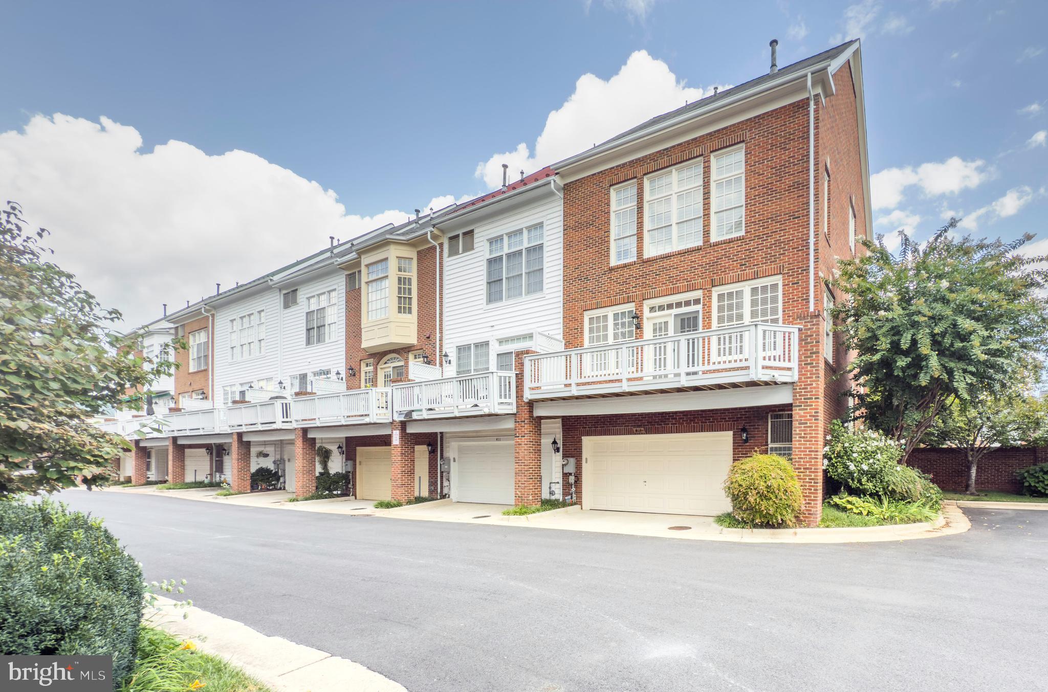 413 S FAYETTE STREET