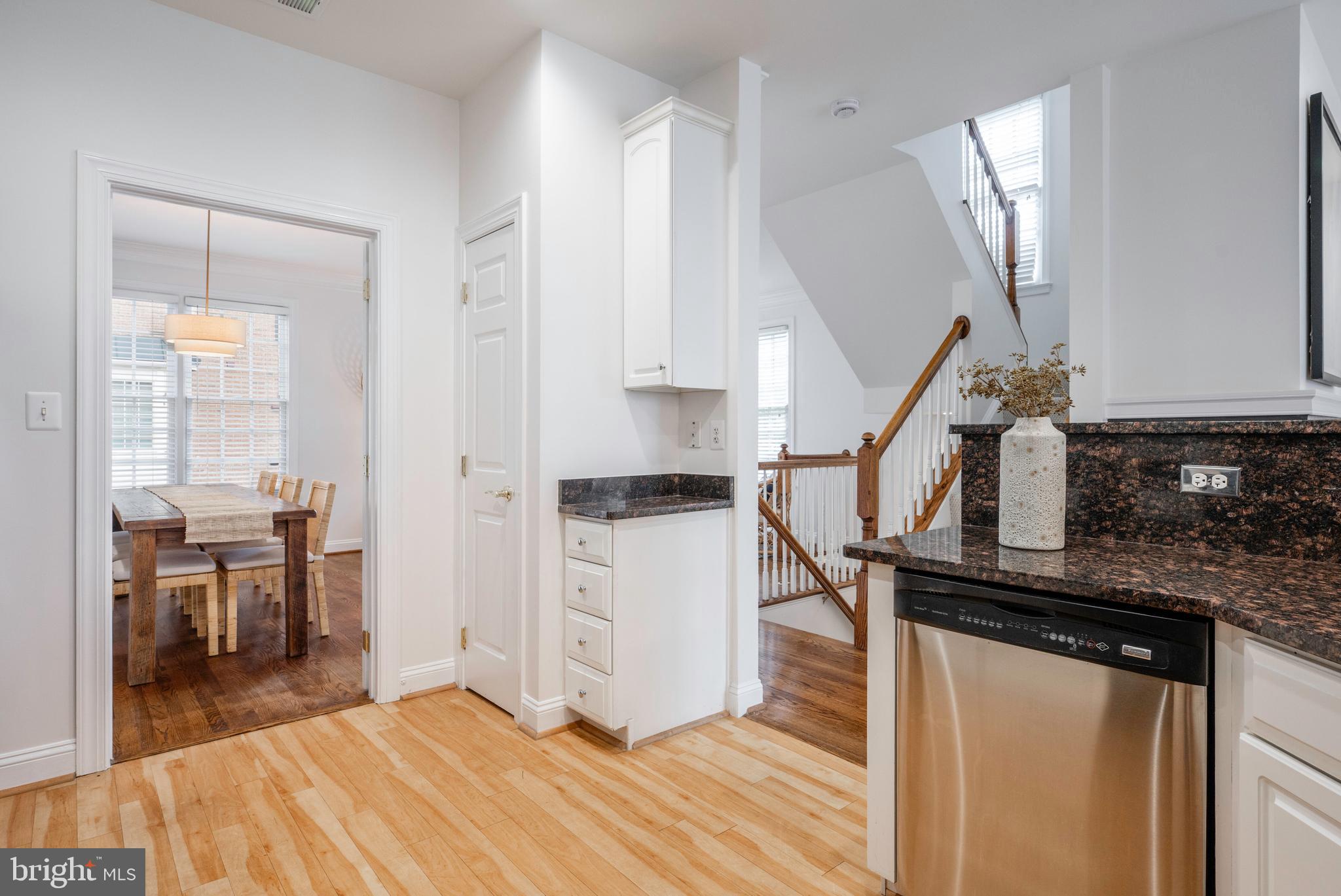 413 S FAYETTE STREET