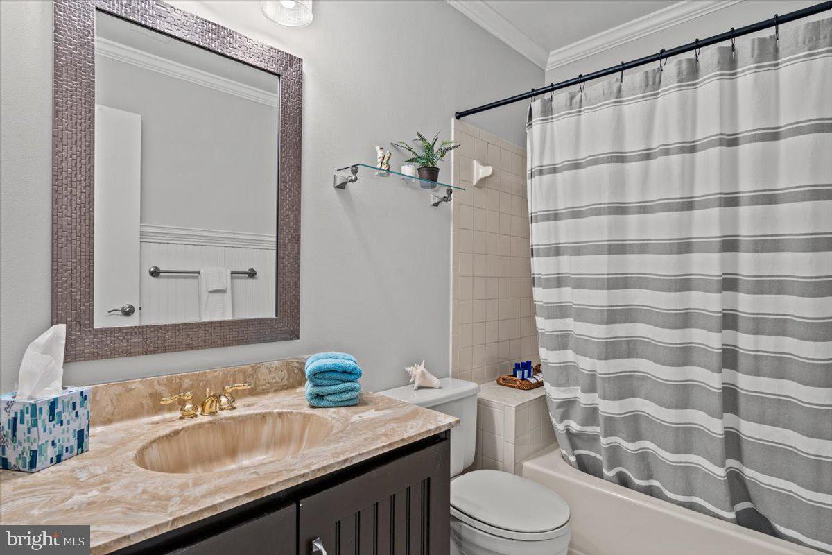 1907-B Villaridge Dr