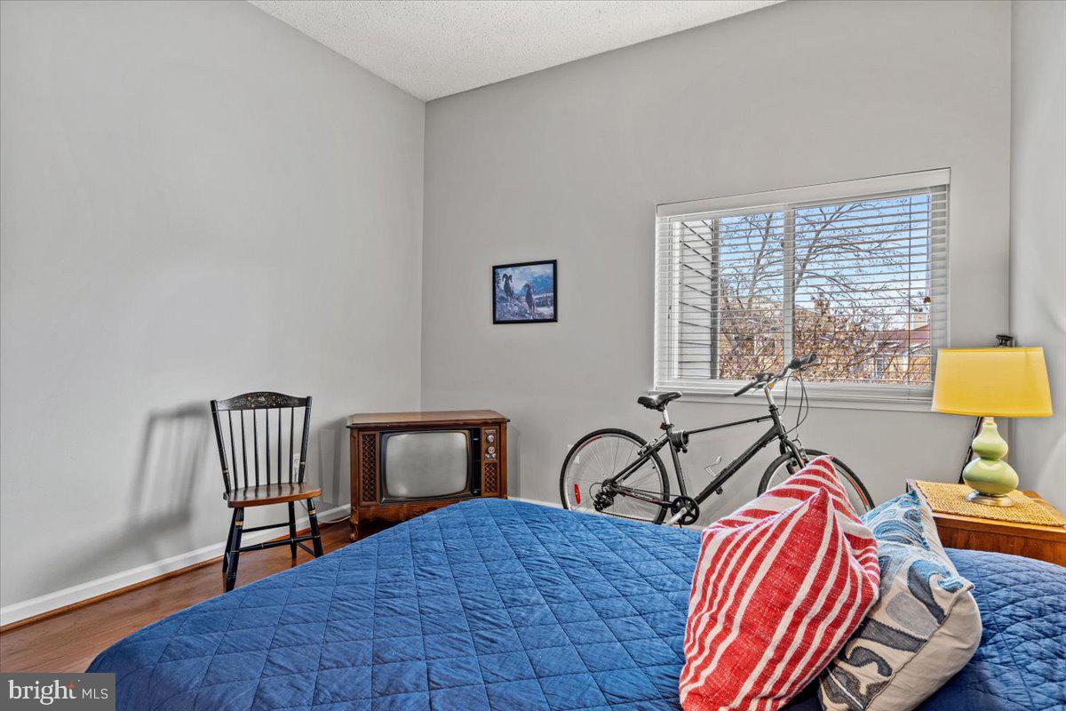 1907-B Villaridge Dr