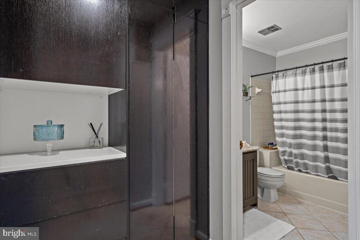 1907-B Villaridge Dr