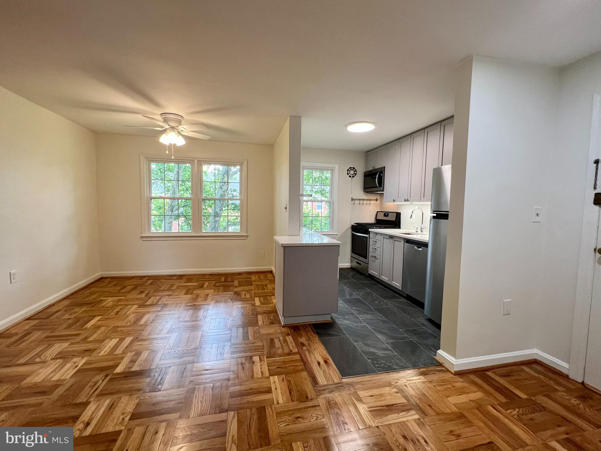 6511 Potomac Ave #C1