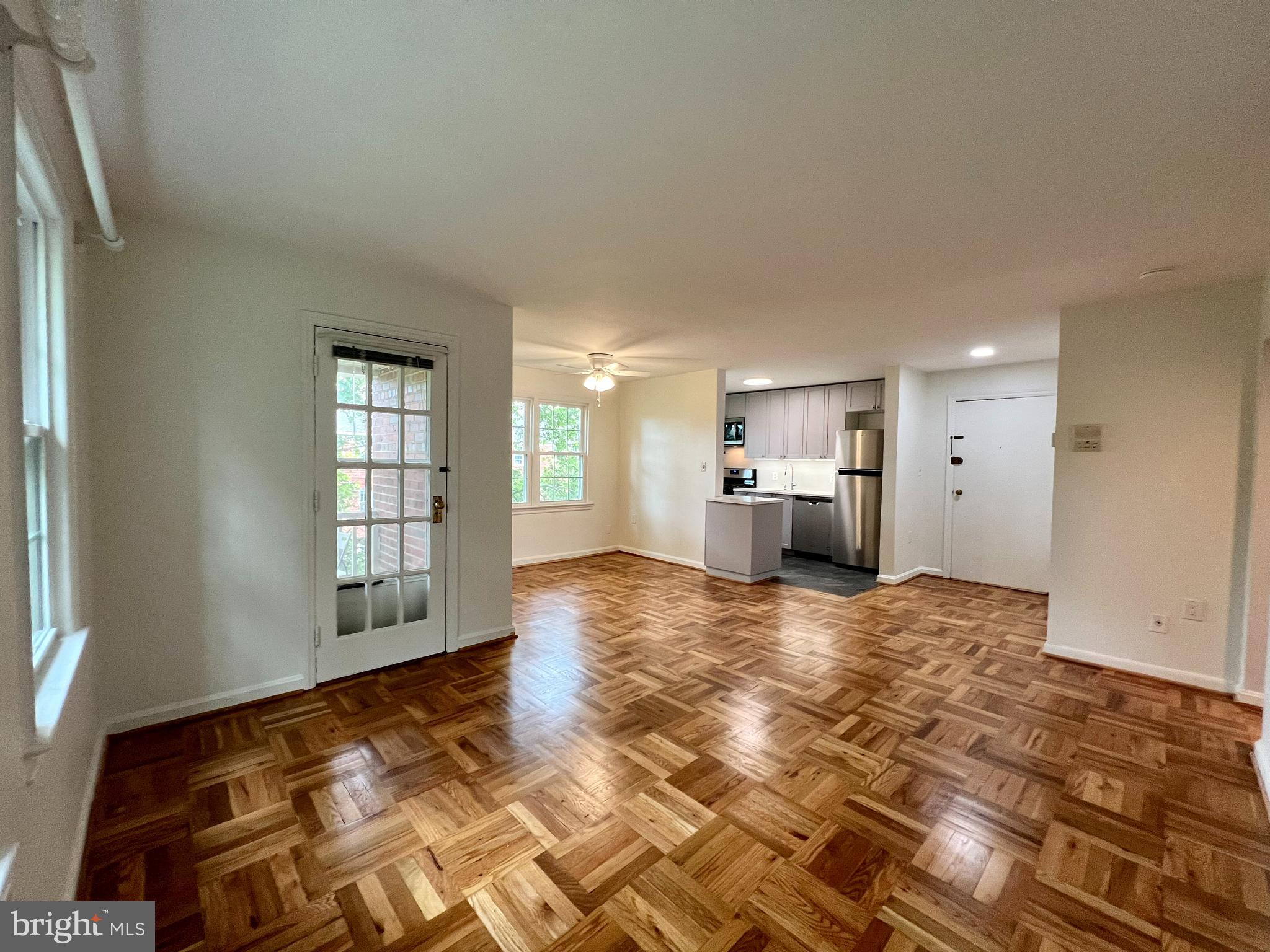 6511 Potomac Ave #C1