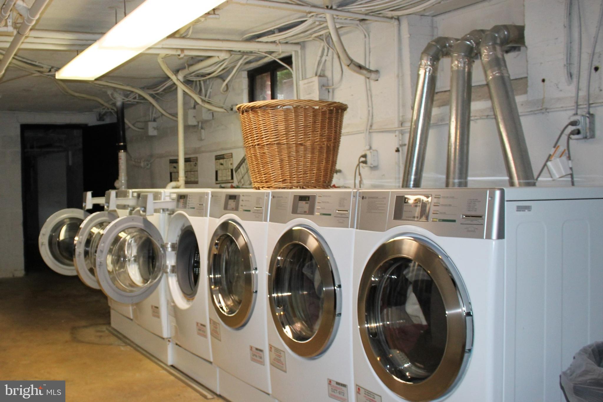 6511 Potomac Ave #C1