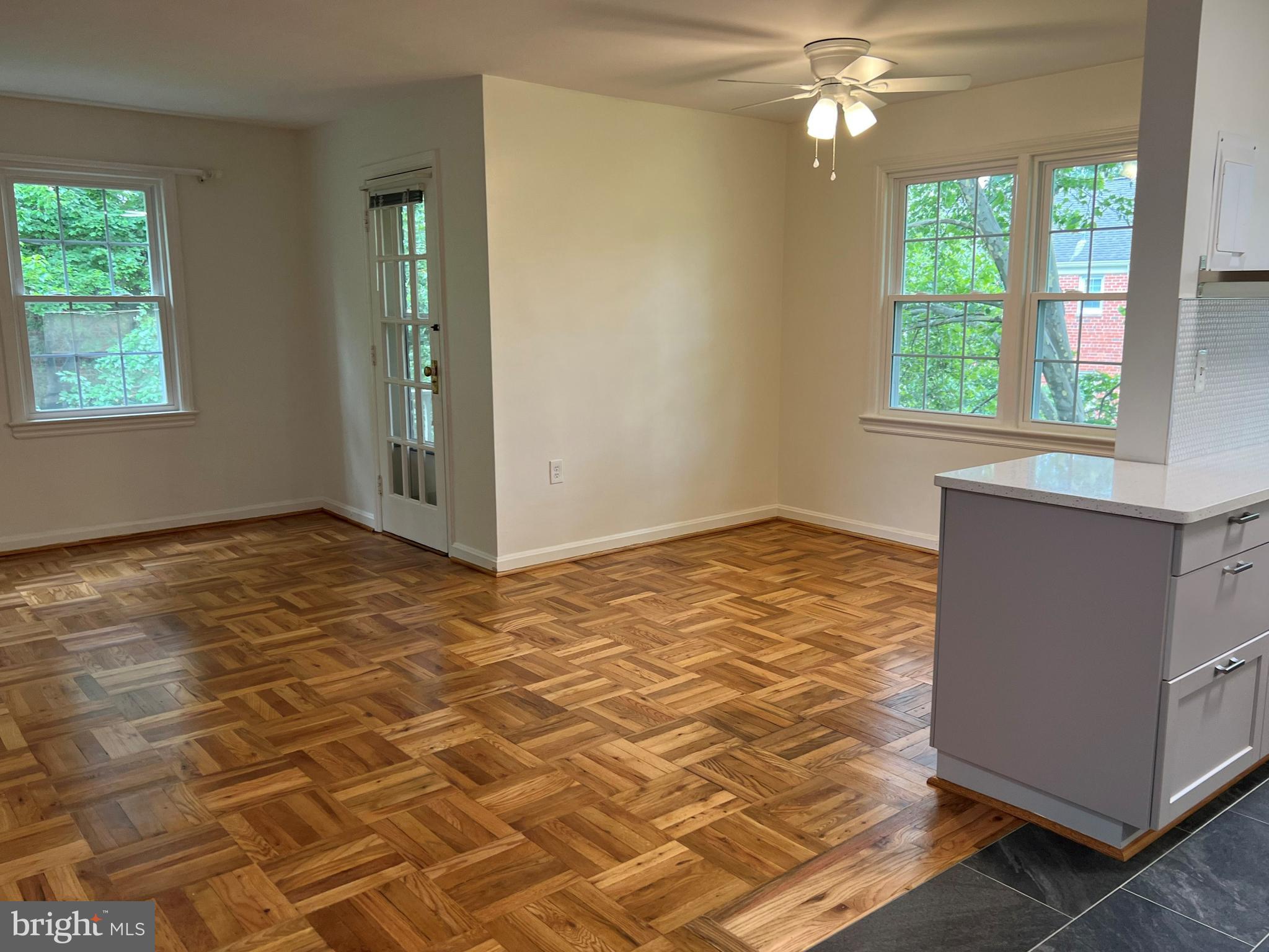 6511 Potomac Ave #C1