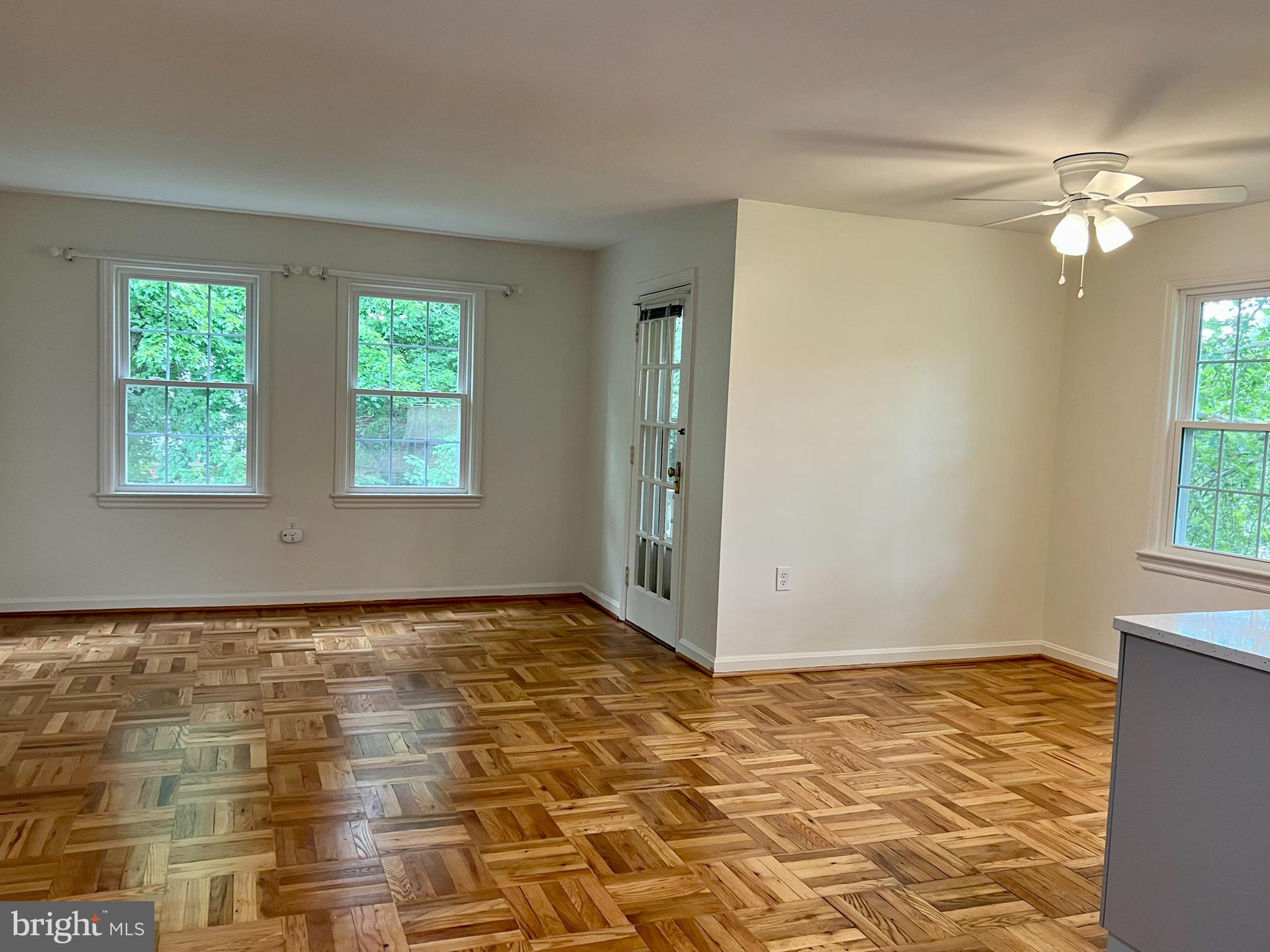 6511 Potomac Ave #C1