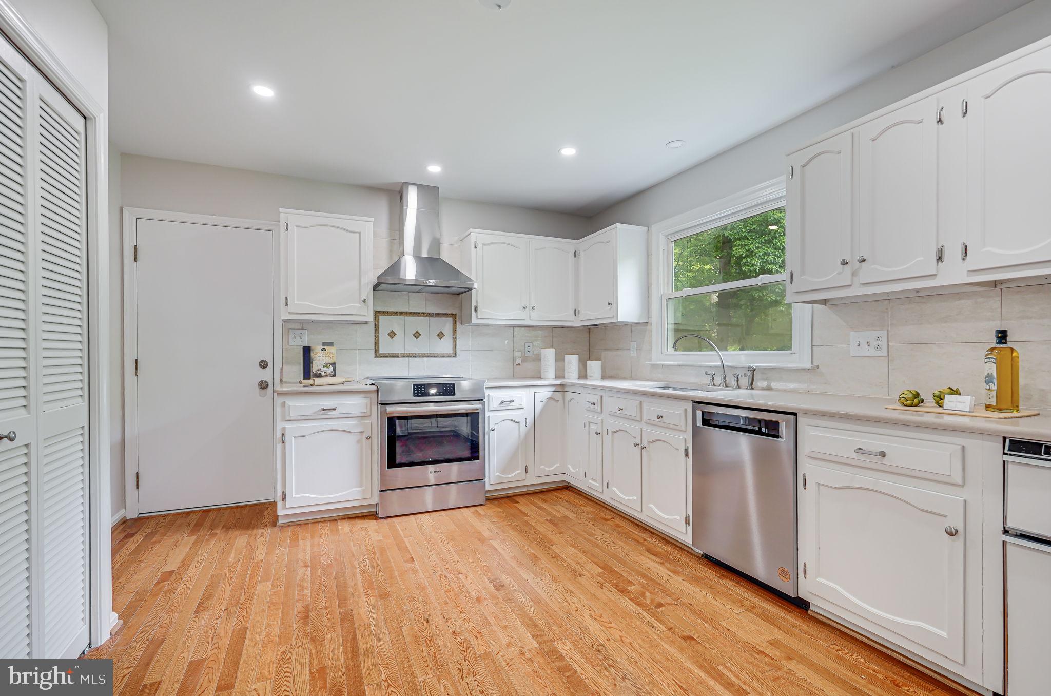 9013 Admiral Vernon Ter