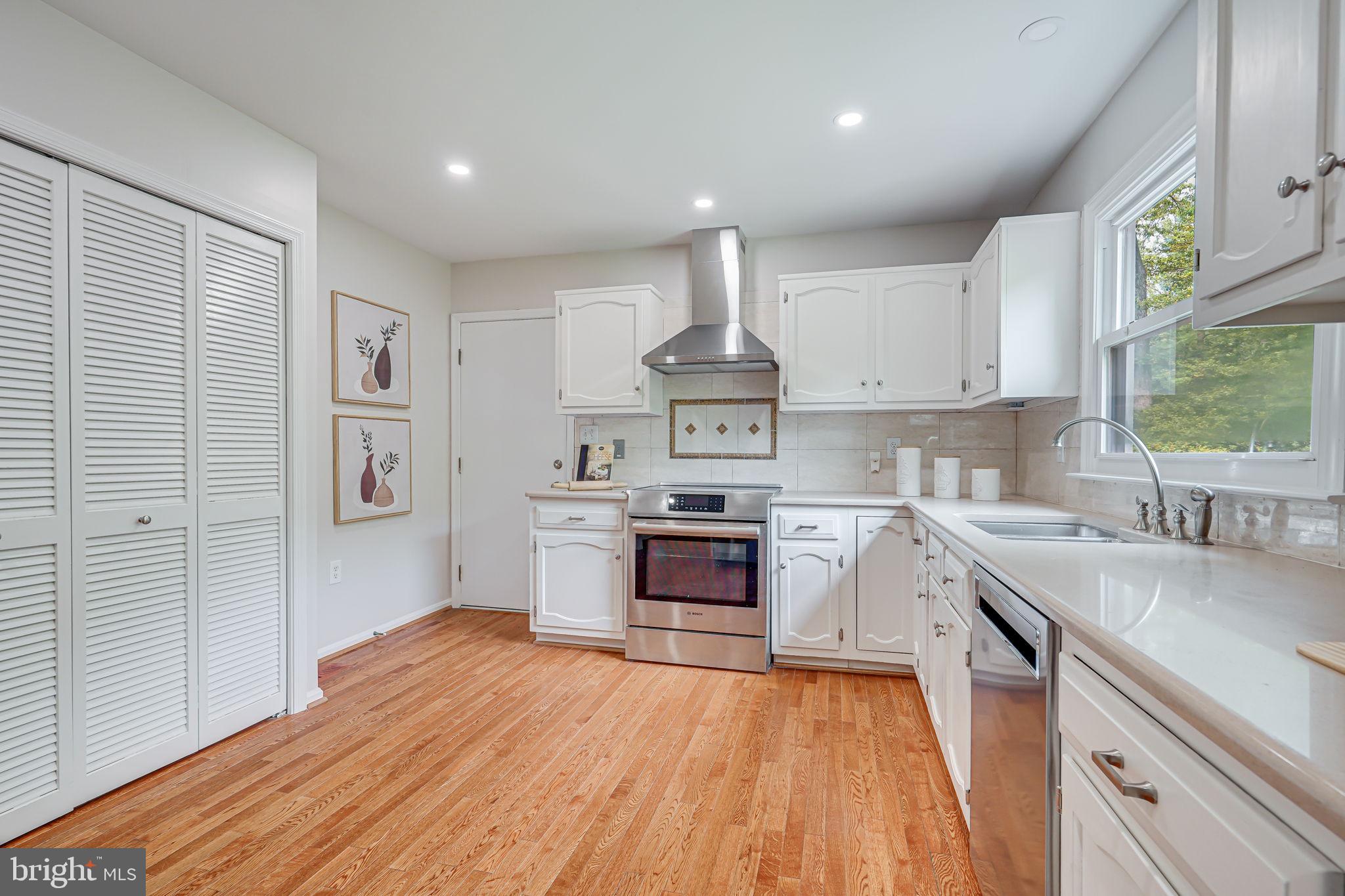 9013 Admiral Vernon Ter