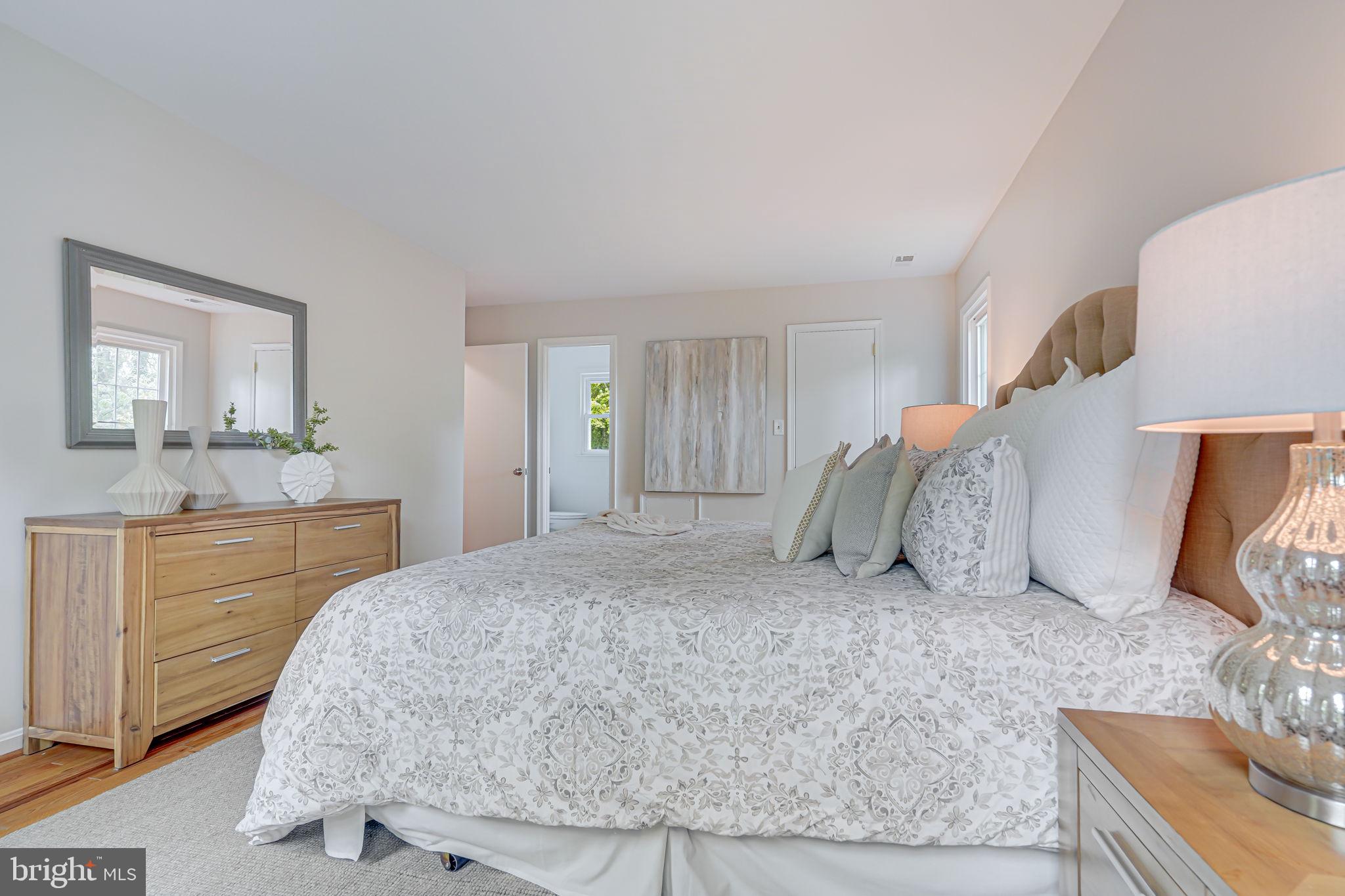 9013 Admiral Vernon Ter