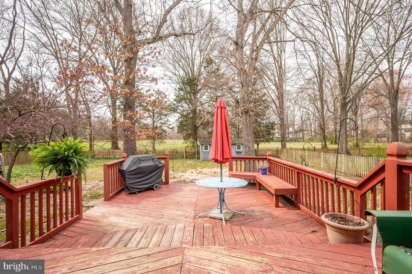 8700 Falkstone Ln