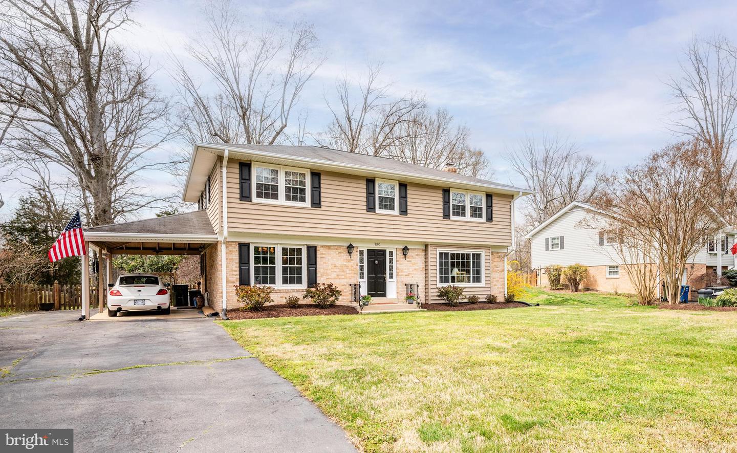 8700 Falkstone Ln