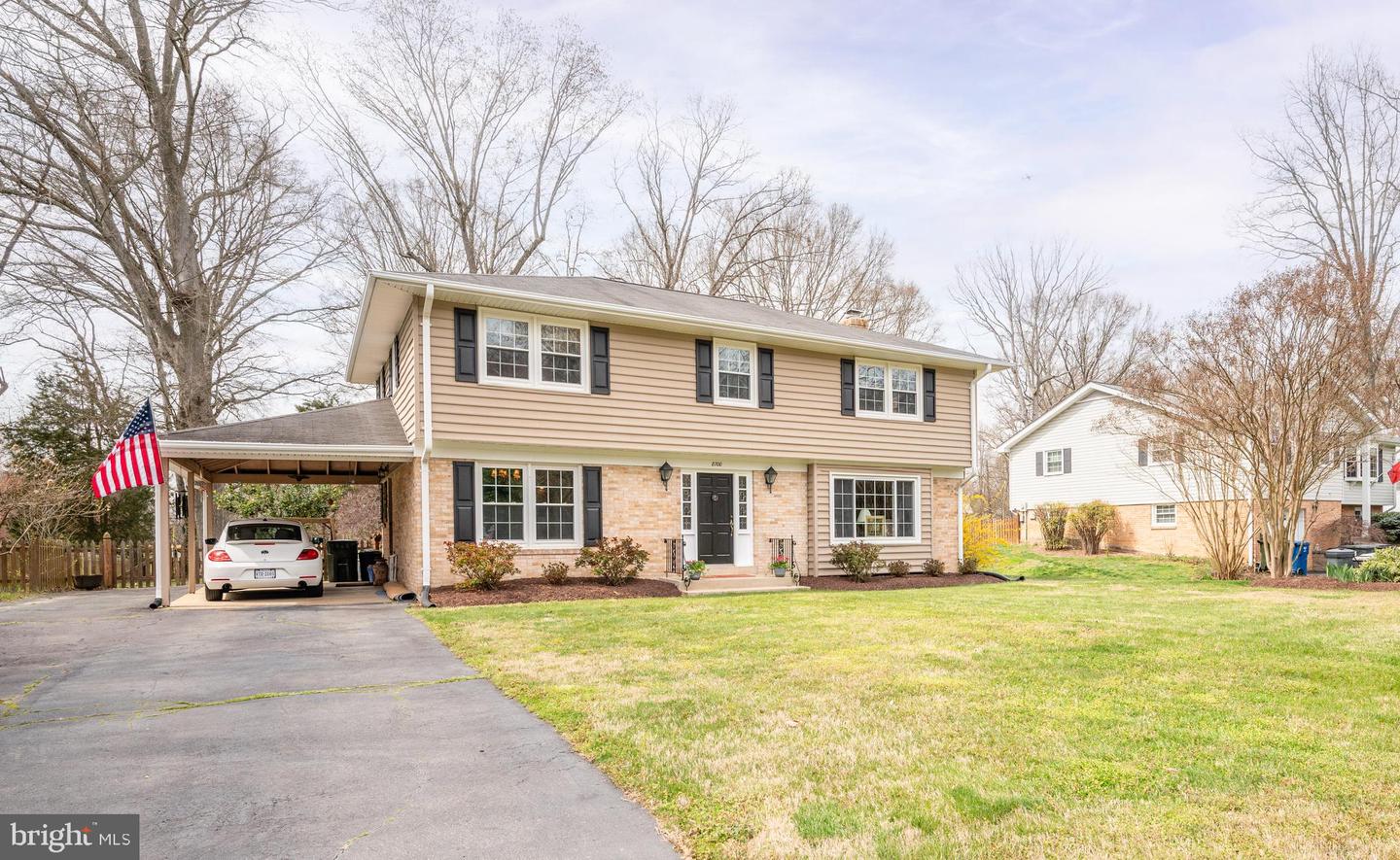 8700 Falkstone Ln
